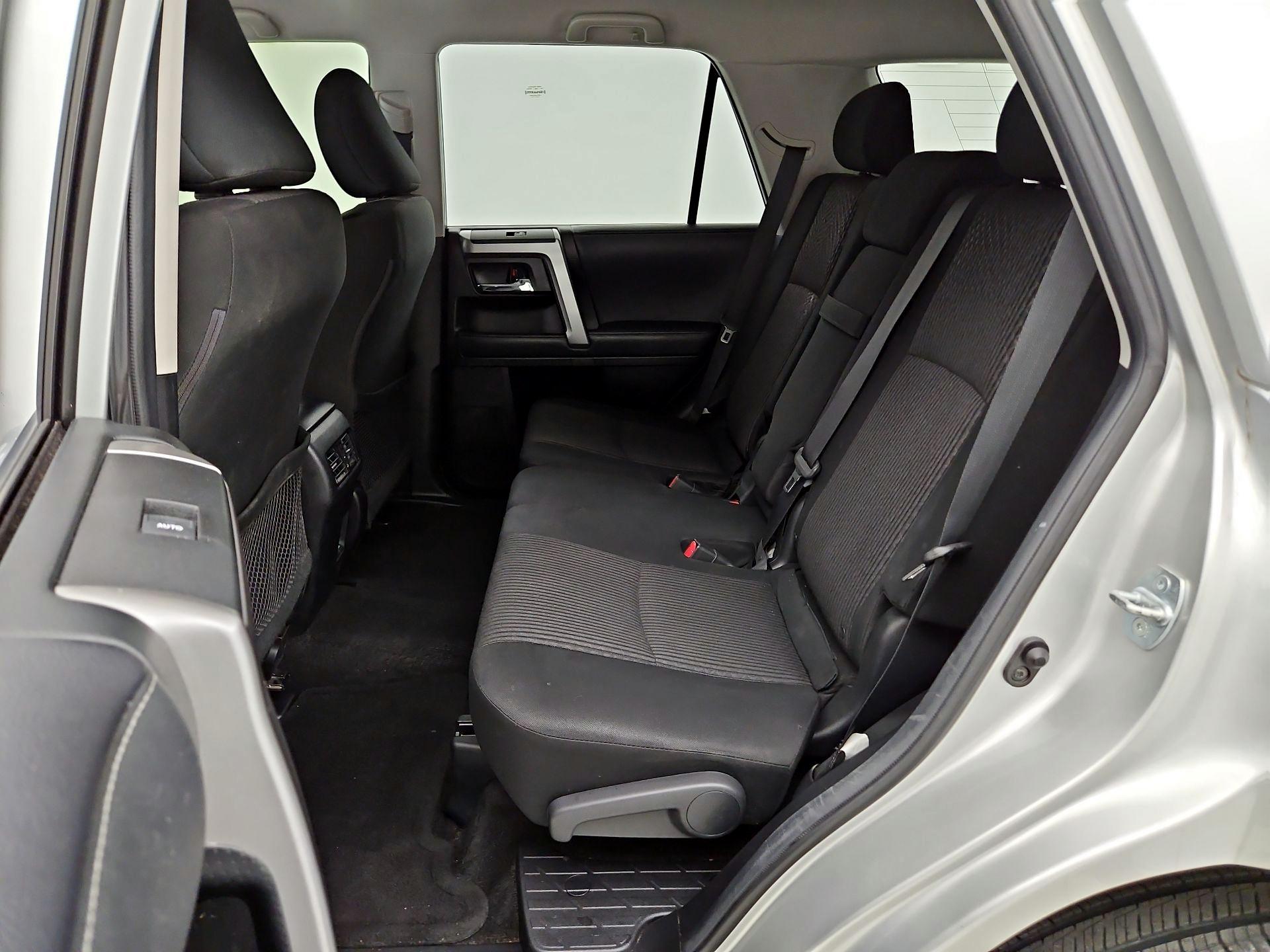 Thumbnail: 2021 Toyota 4Runner - 18