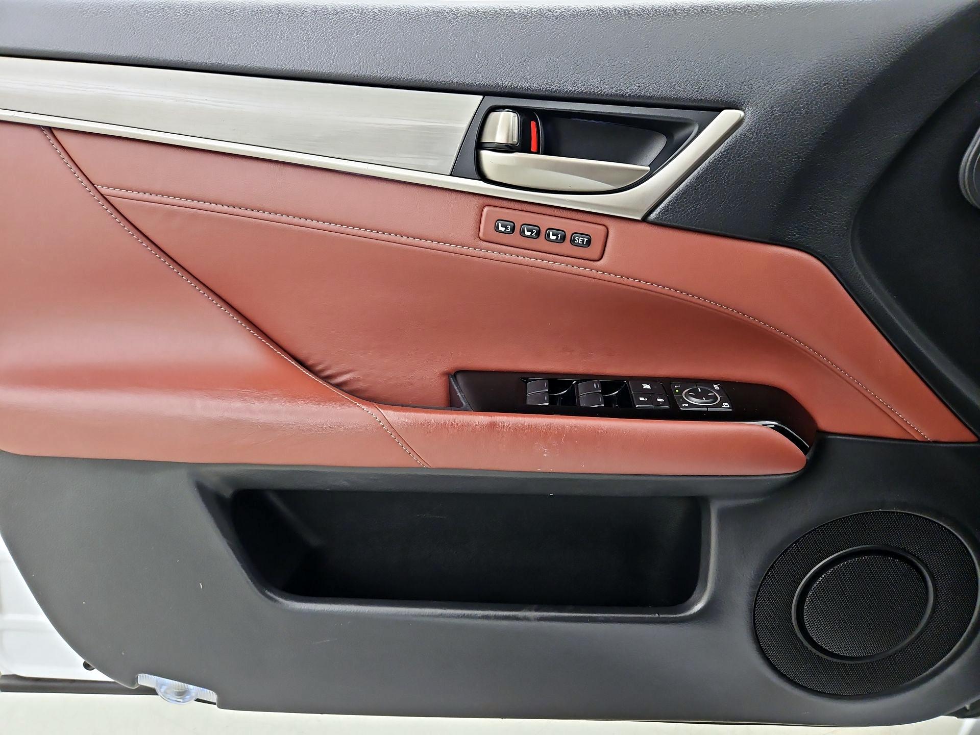 Thumbnail: 2015 Lexus GS - 12