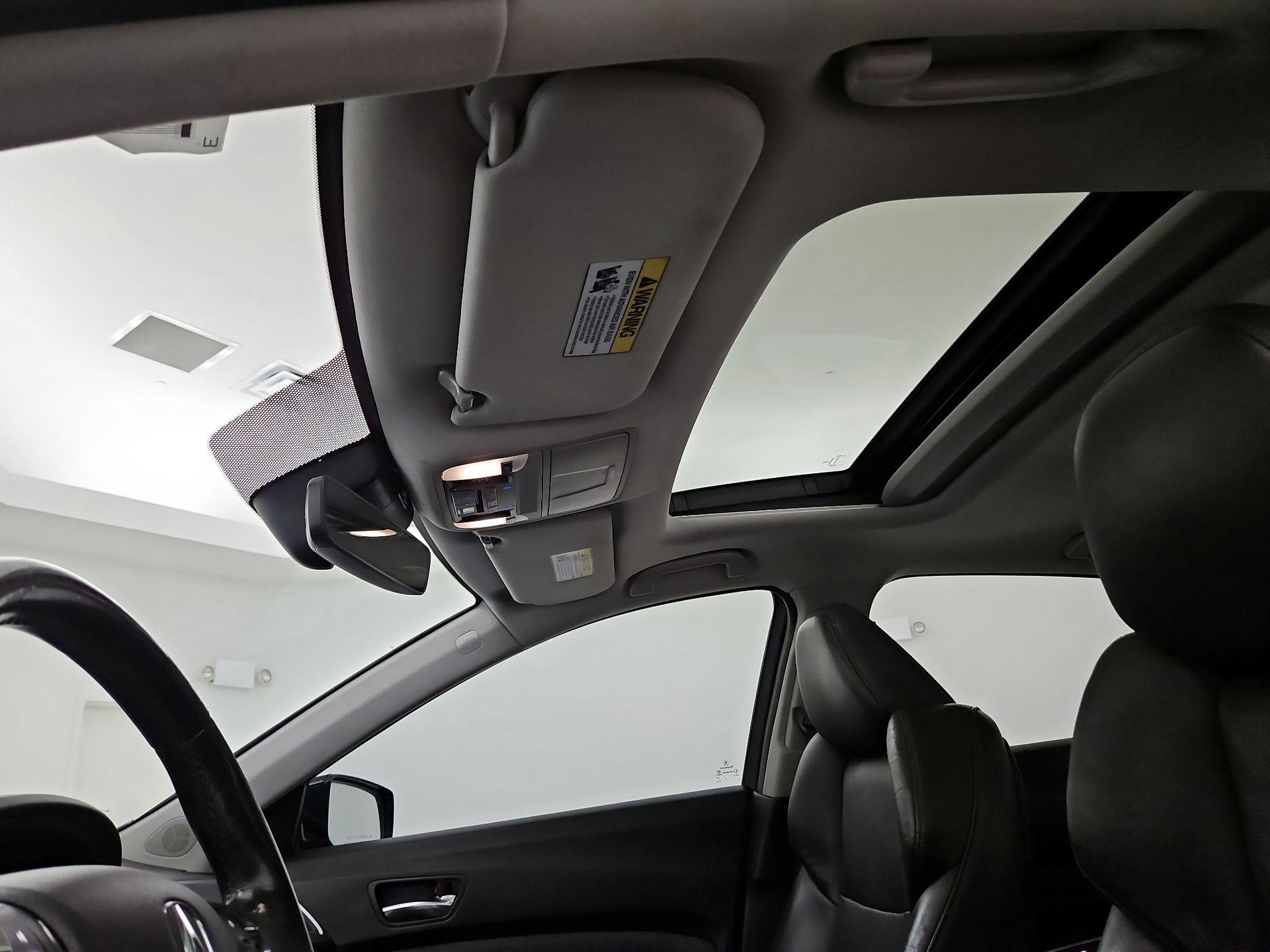 Thumbnail: 2017 Acura TLX - 19