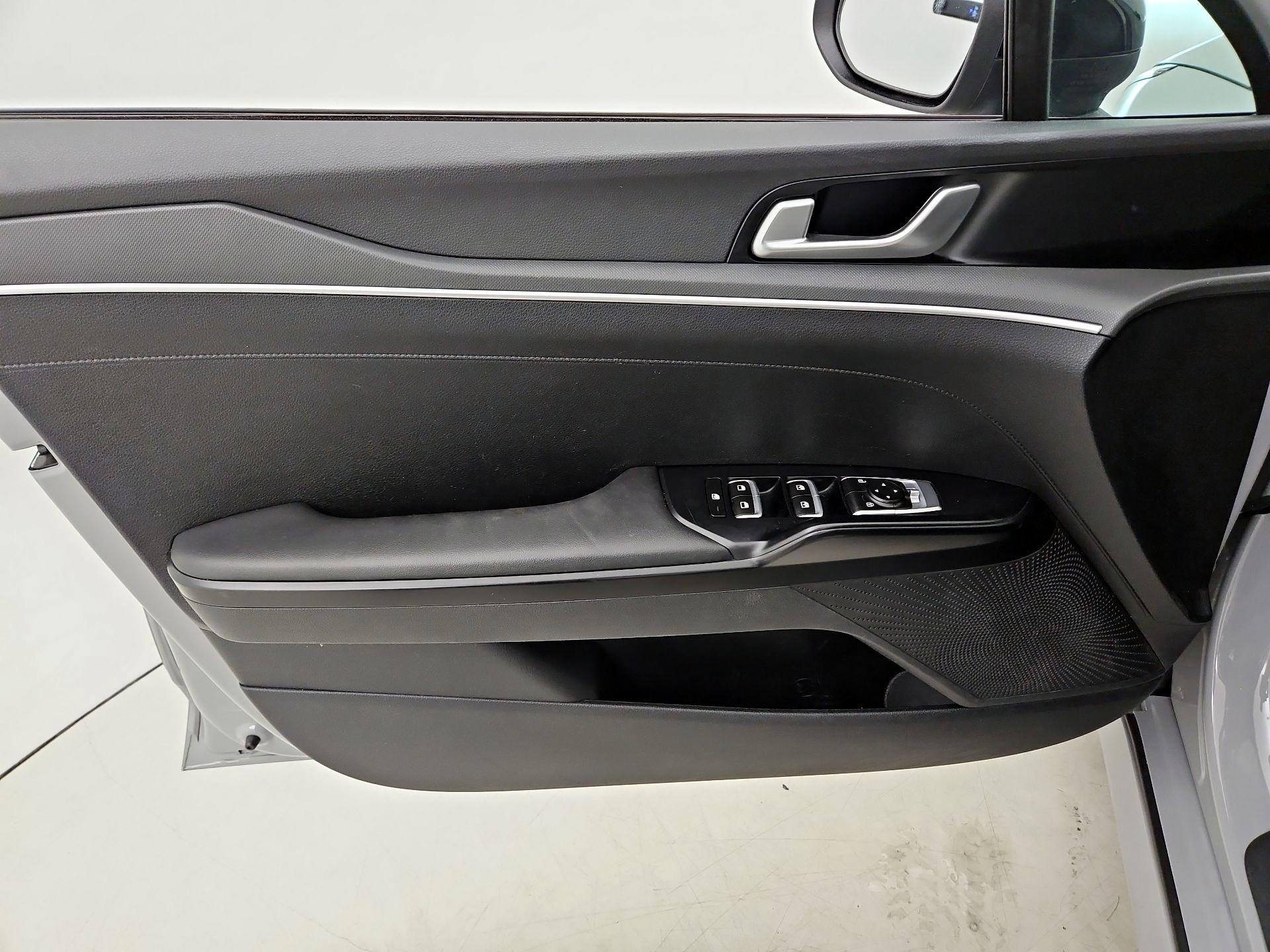 Thumbnail: 2023 Kia K5 - 12