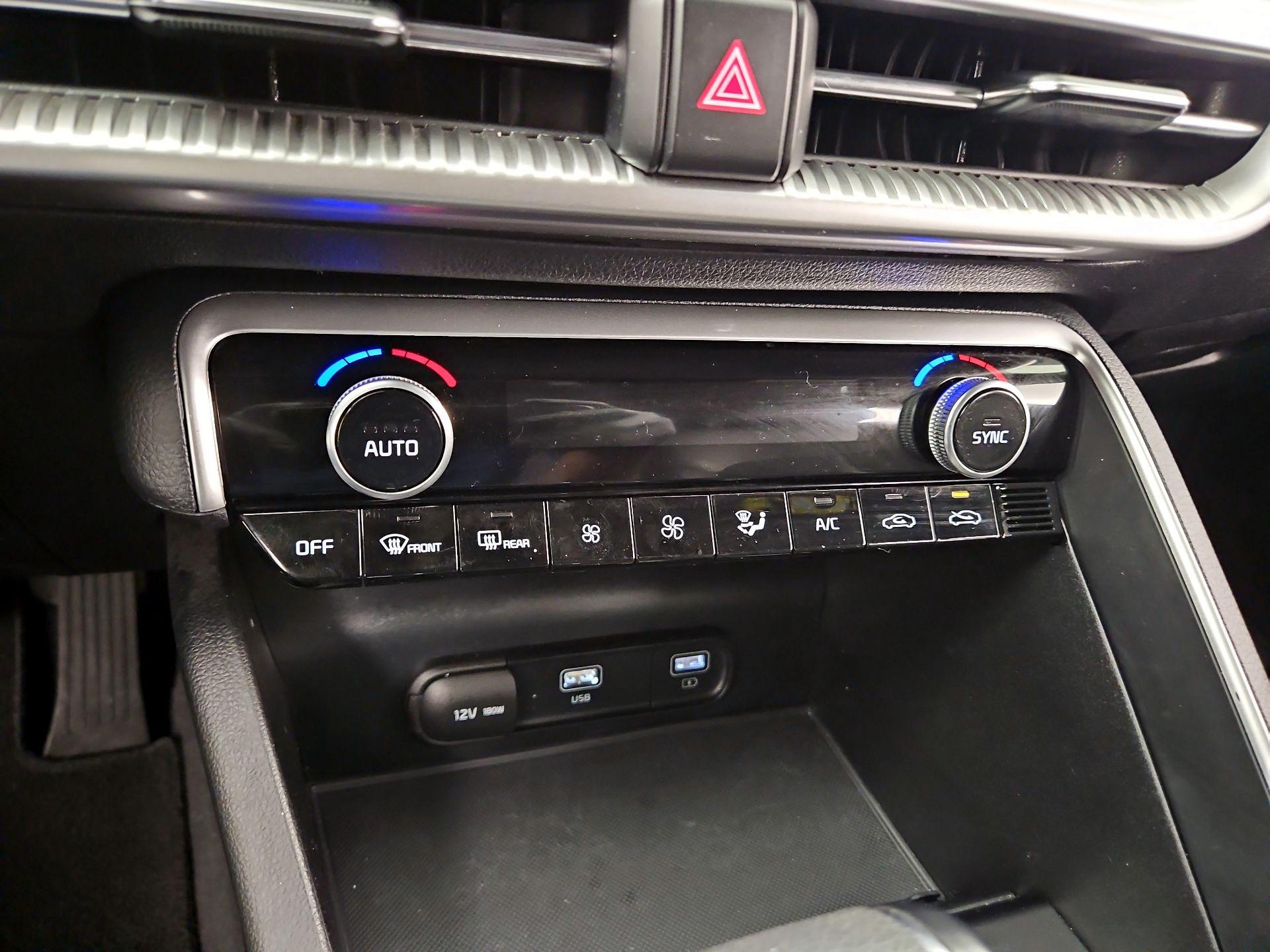 Thumbnail: 2023 Kia K5 - 17