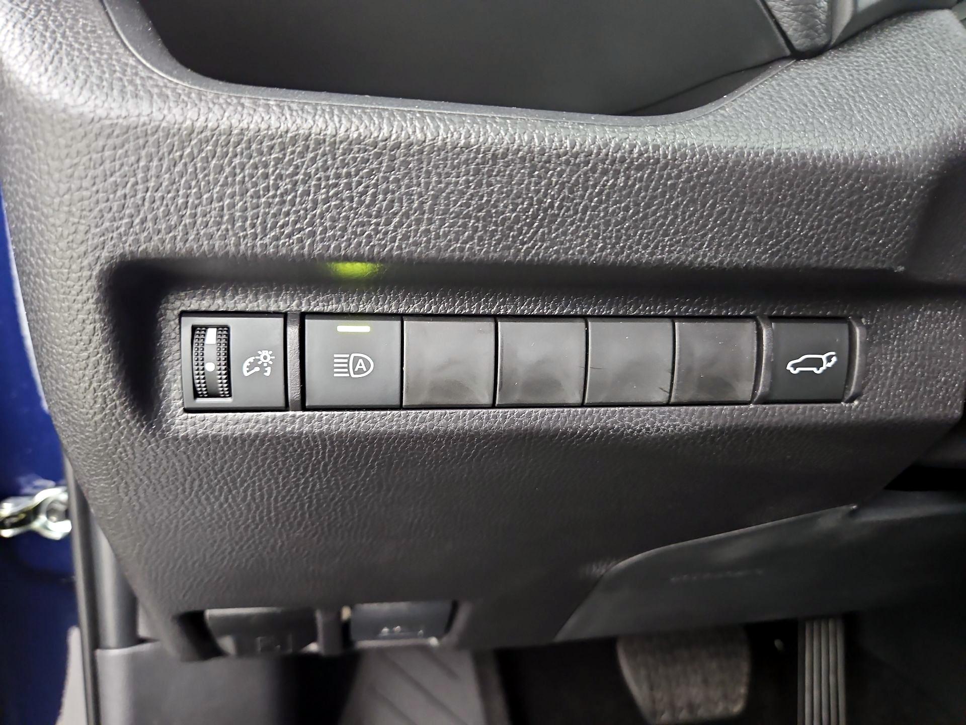 Thumbnail: 2025 Toyota RAV4 - 13