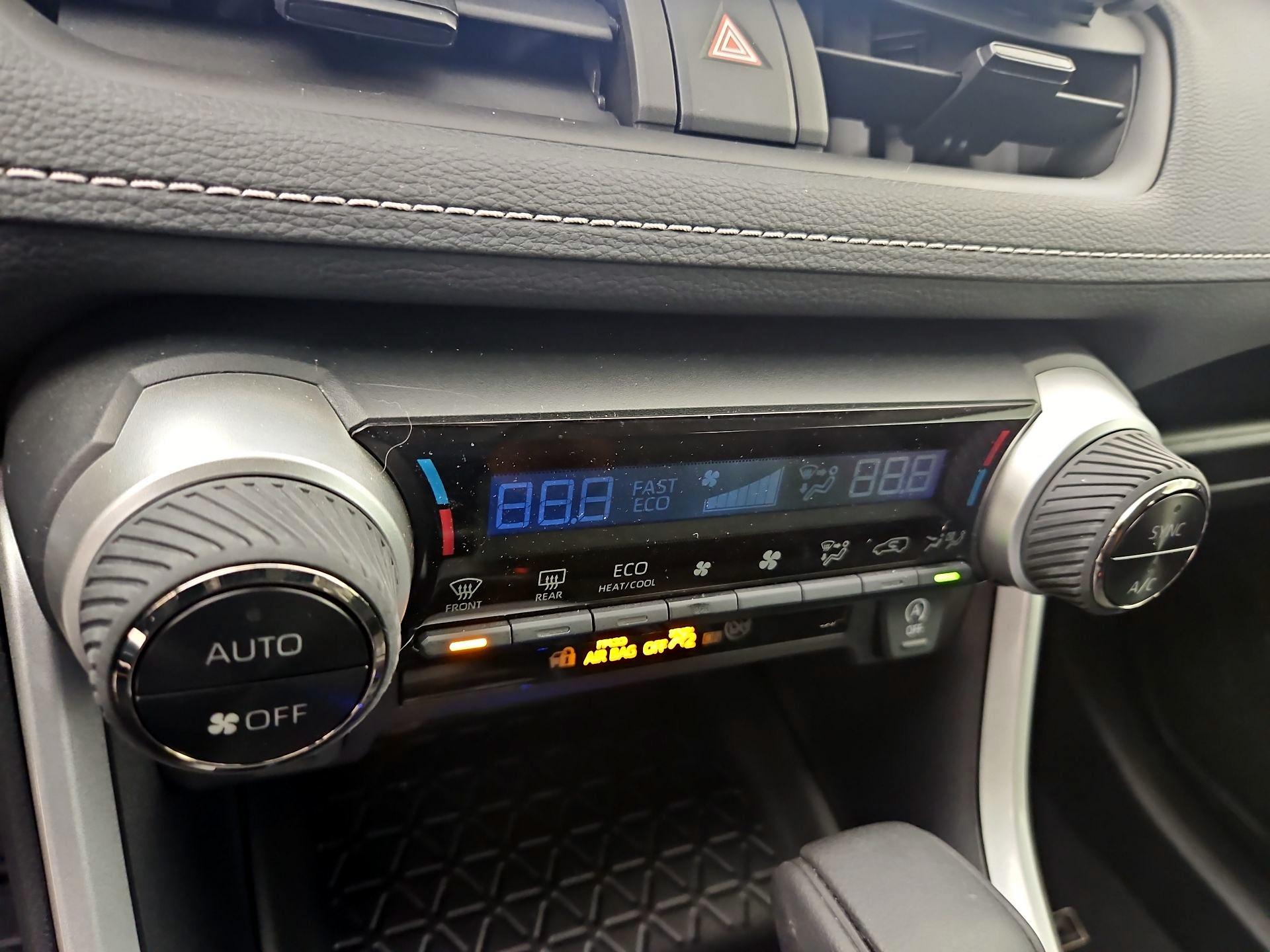 Thumbnail: 2025 Toyota RAV4 - 16