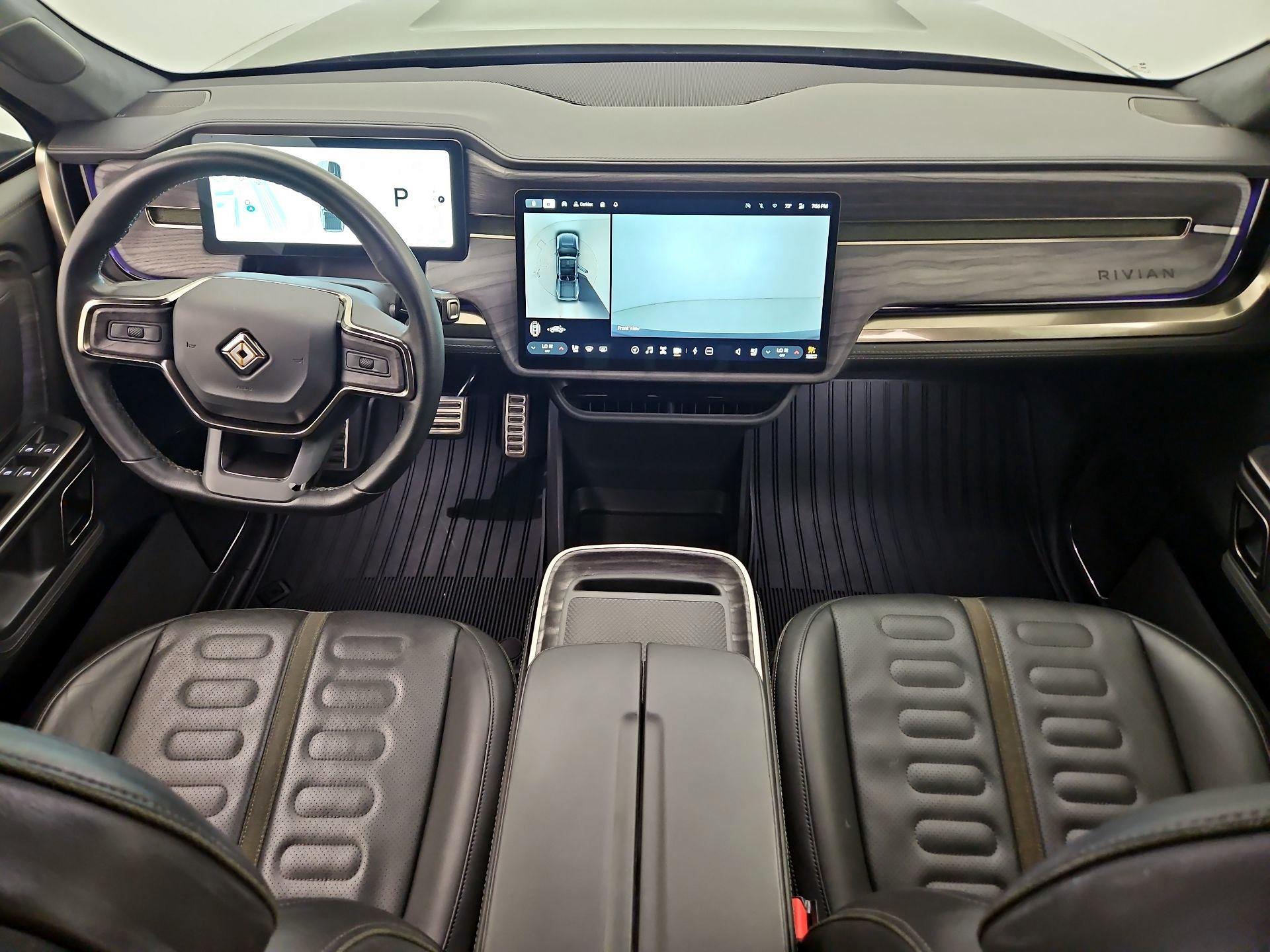 Thumbnail: 2022 Rivian R1T - 9