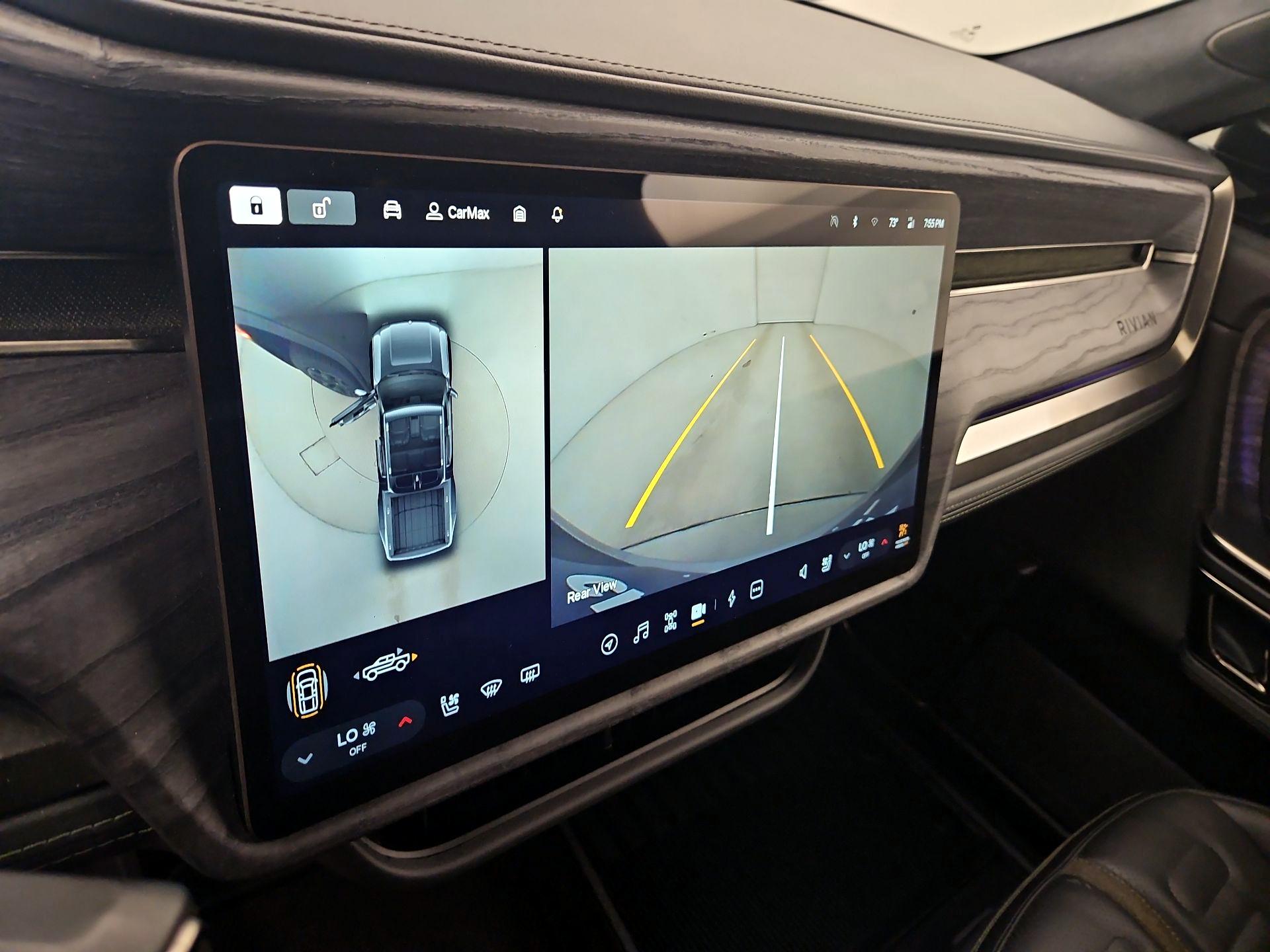 Thumbnail: 2022 Rivian R1T - 14