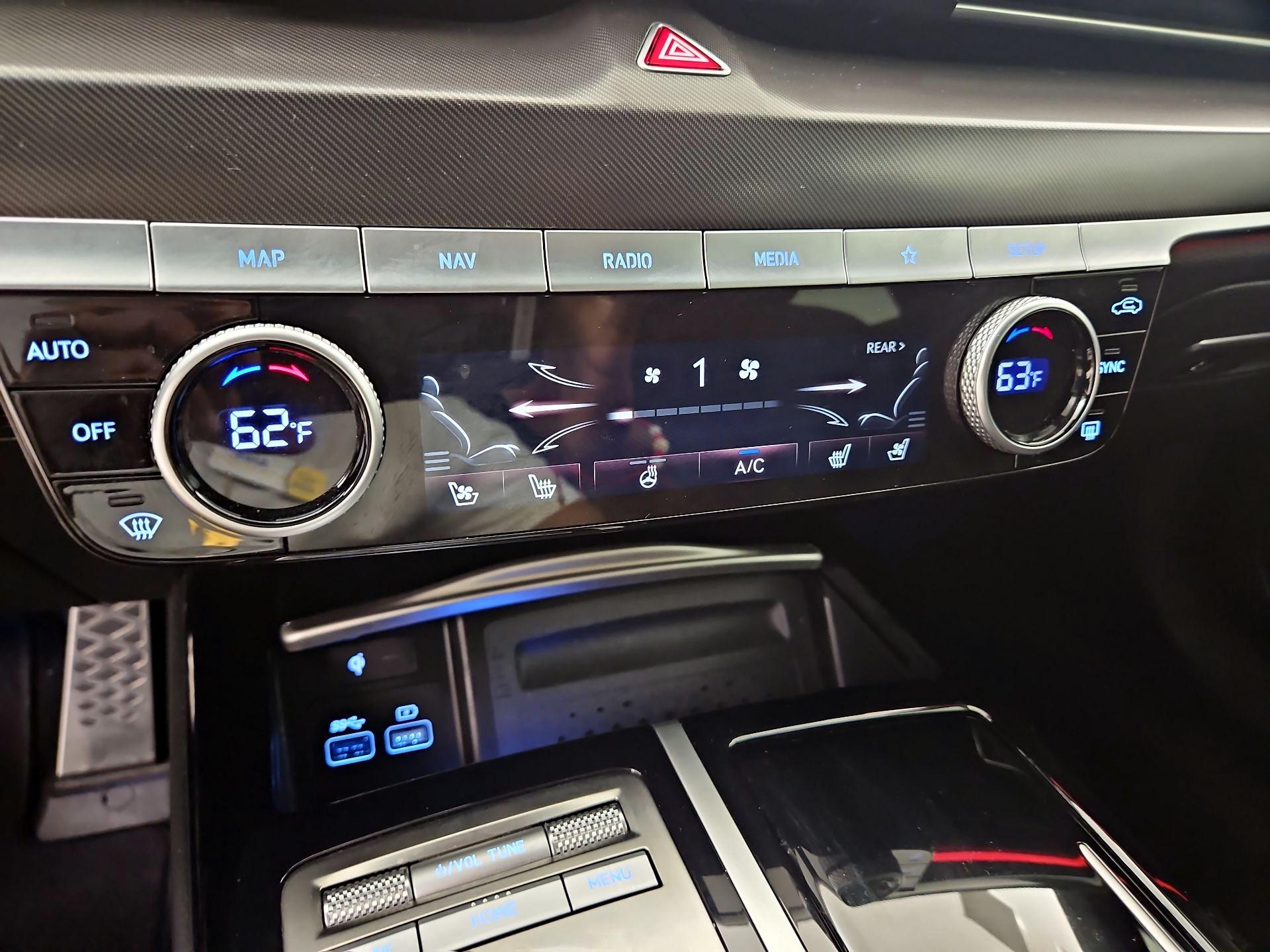 Thumbnail: 2023 Genesis G80 - 17