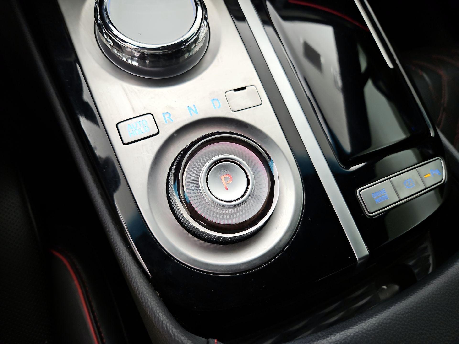 Thumbnail: 2023 Genesis G80 - 18