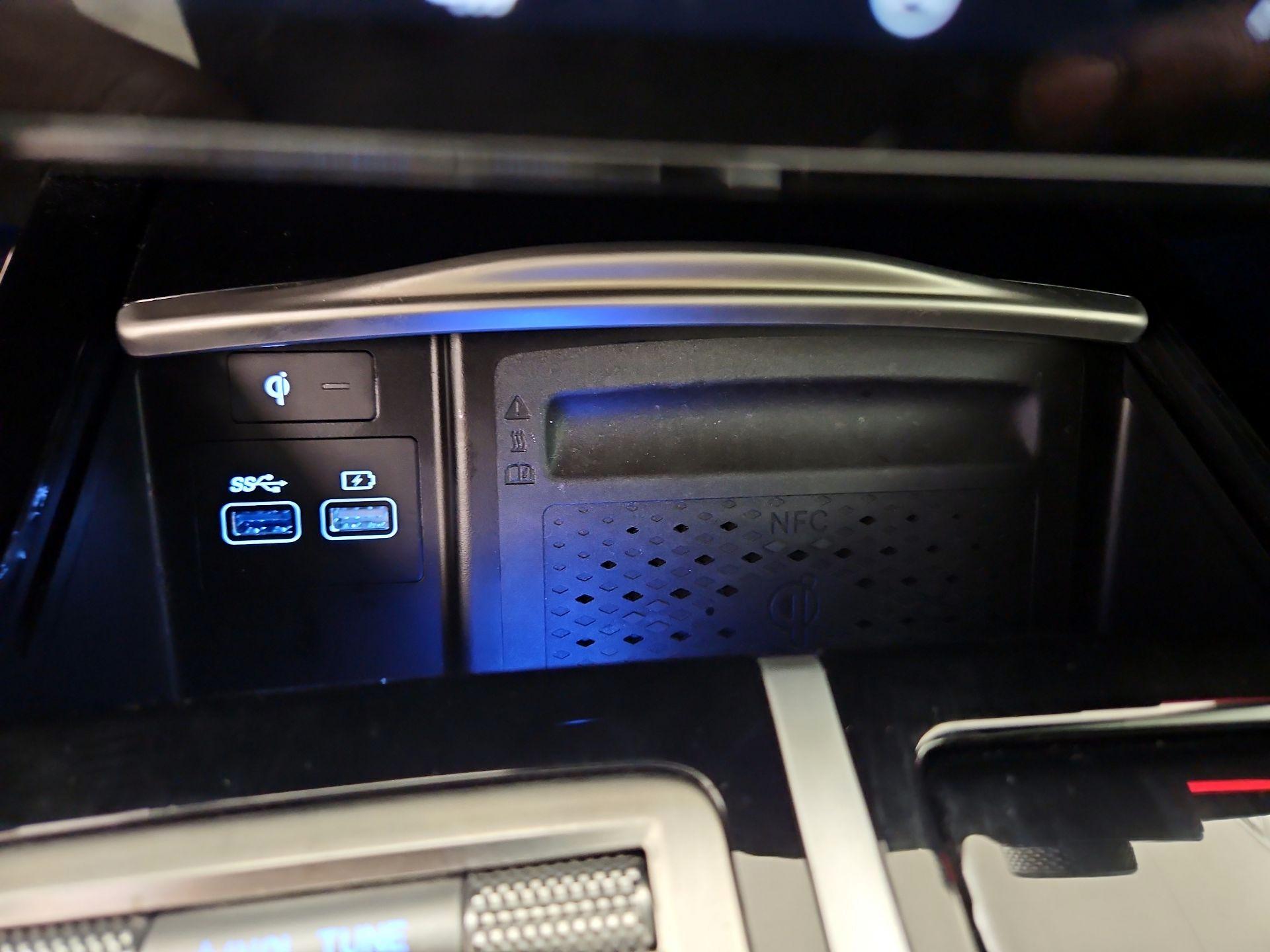 Thumbnail: 2023 Genesis G80 - 19