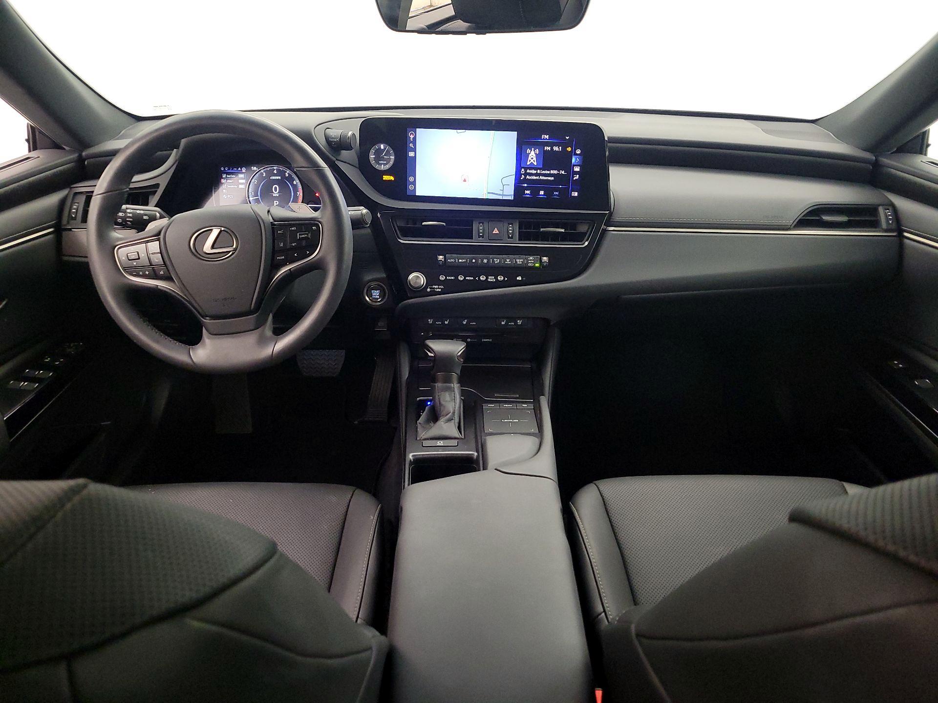 Thumbnail: 2022 Lexus ES - 9