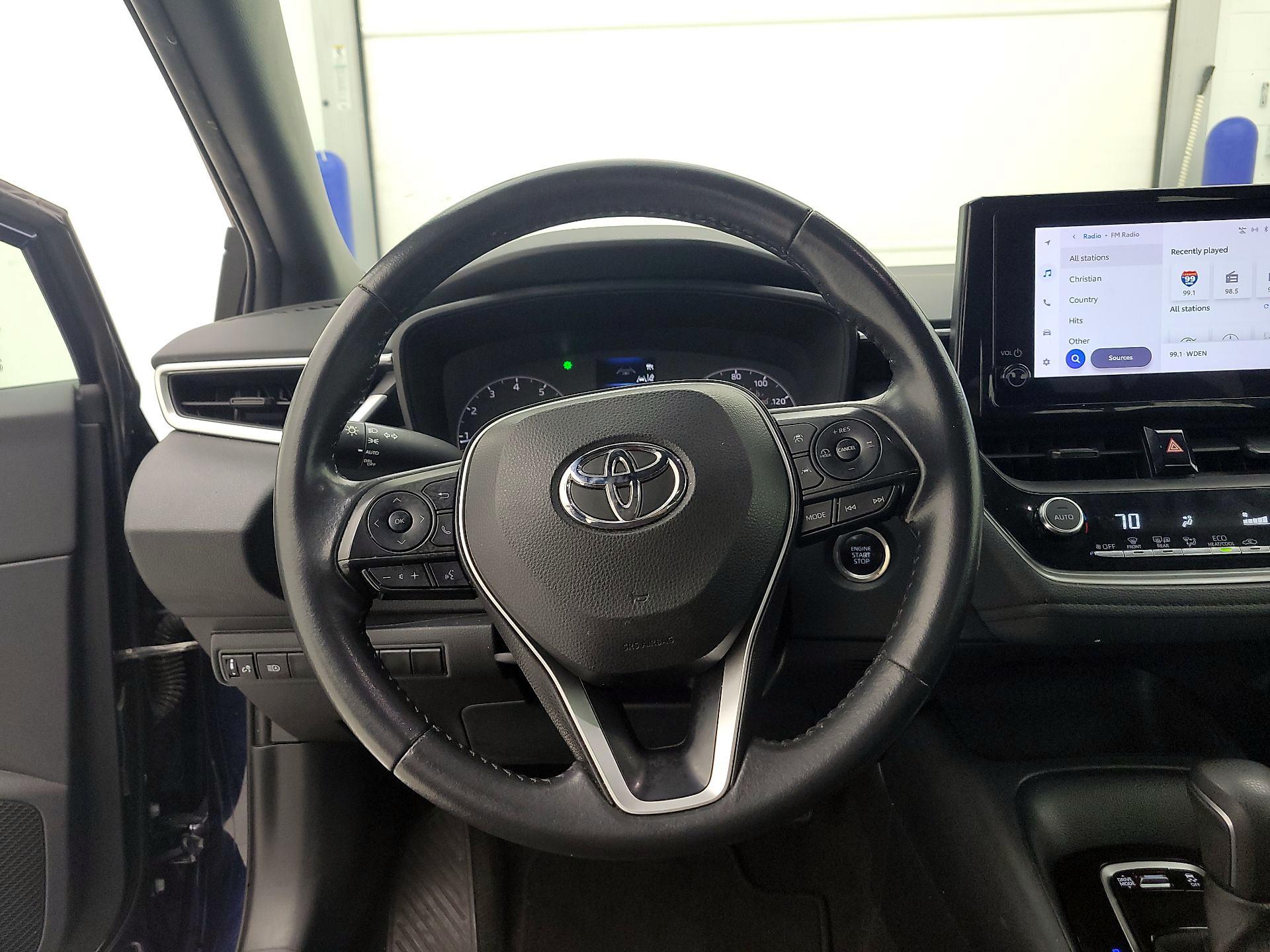 Thumbnail: 2023 Toyota Corolla - 10