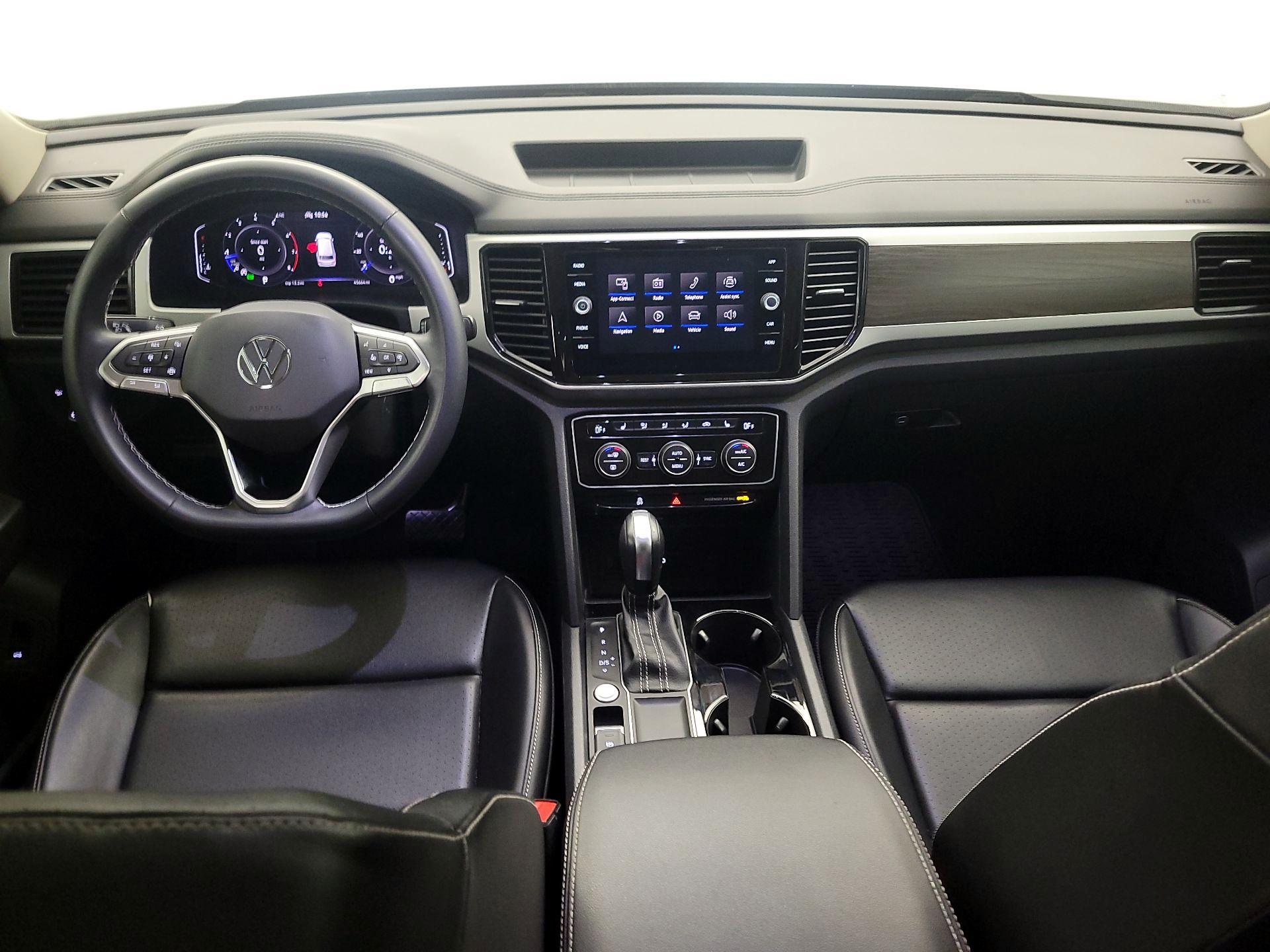 Thumbnail: 2022 Volkswagen Atlas - 9