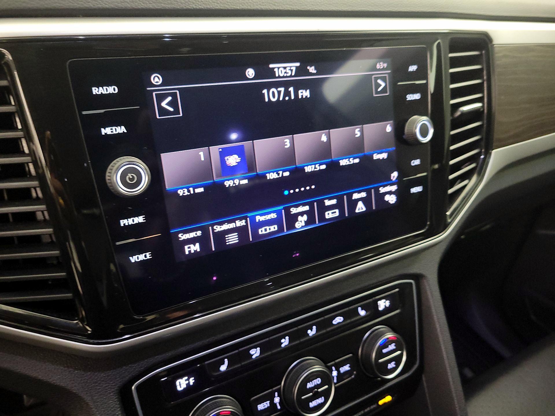 Thumbnail: 2022 Volkswagen Atlas - 15