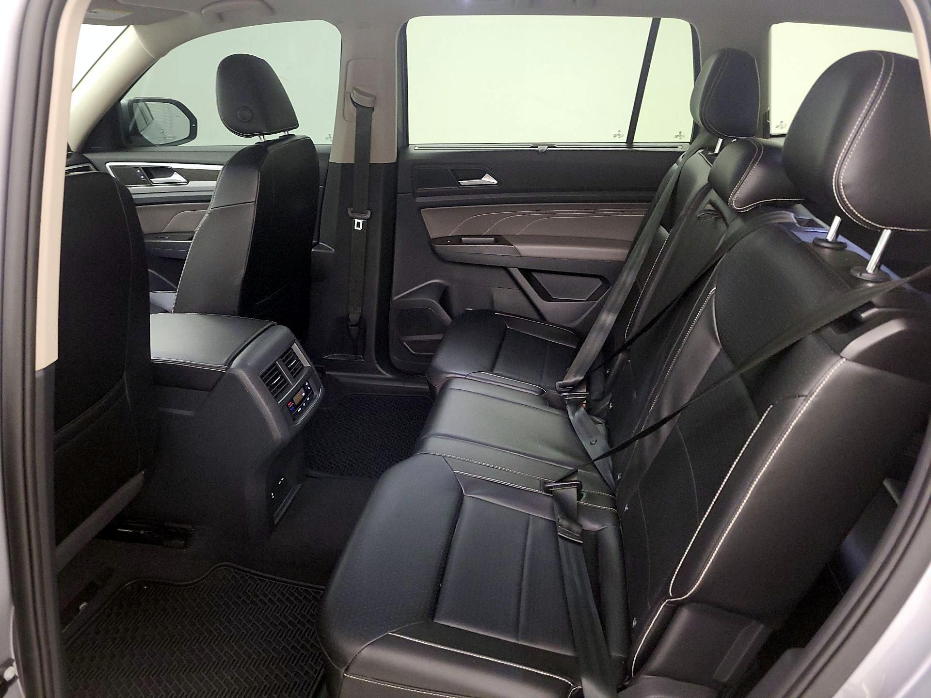 Thumbnail: 2022 Volkswagen Atlas - 20