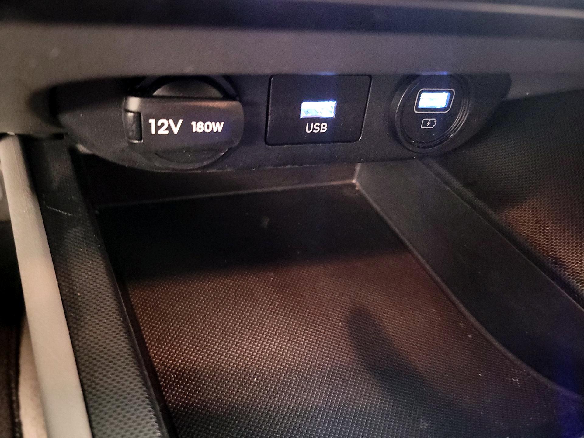 Thumbnail: 2023 Hyundai Elantra - 18