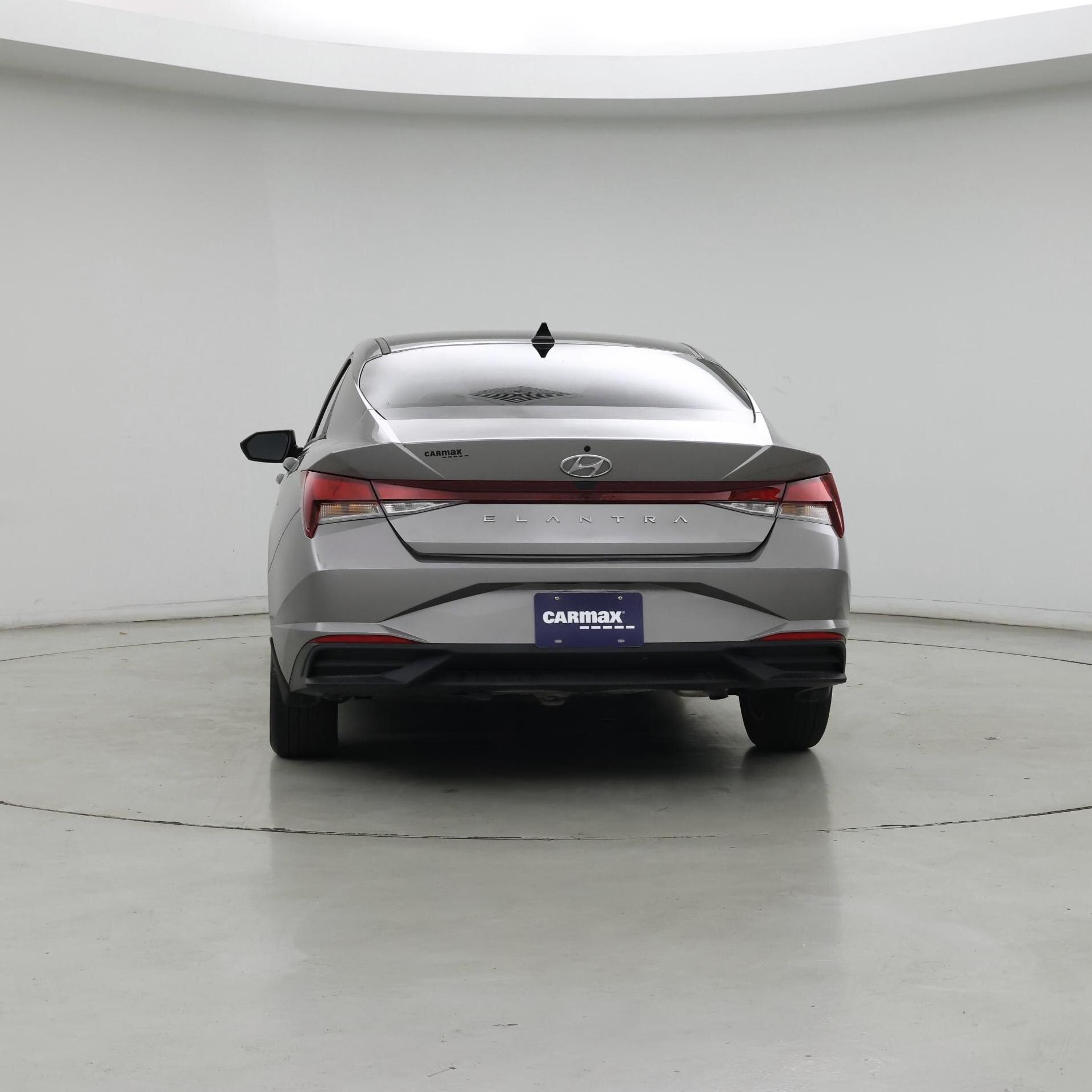 Thumbnail: 2023 Hyundai Elantra - 6