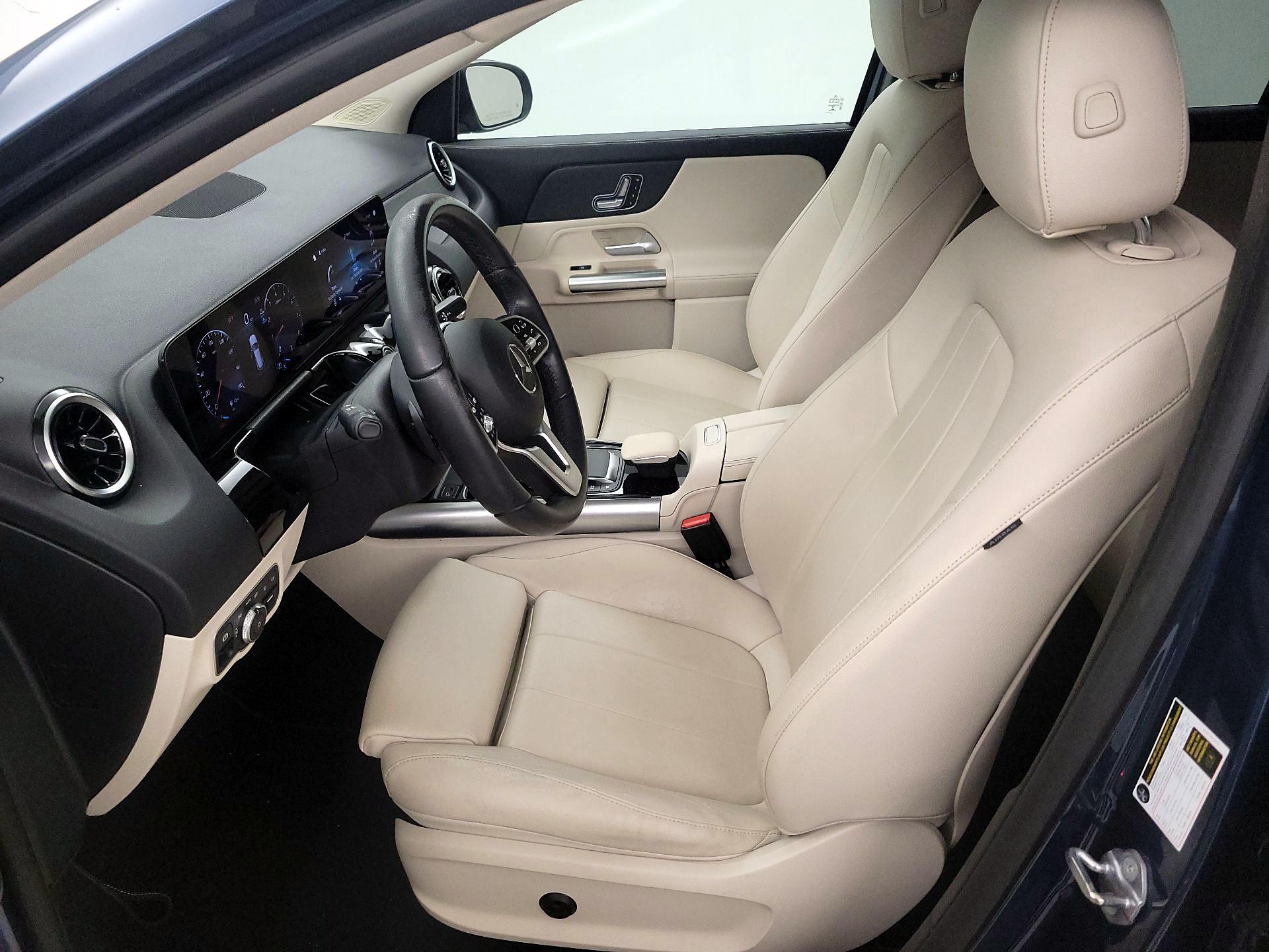 Thumbnail: 2023 Mercedes-Benz GLA - 11