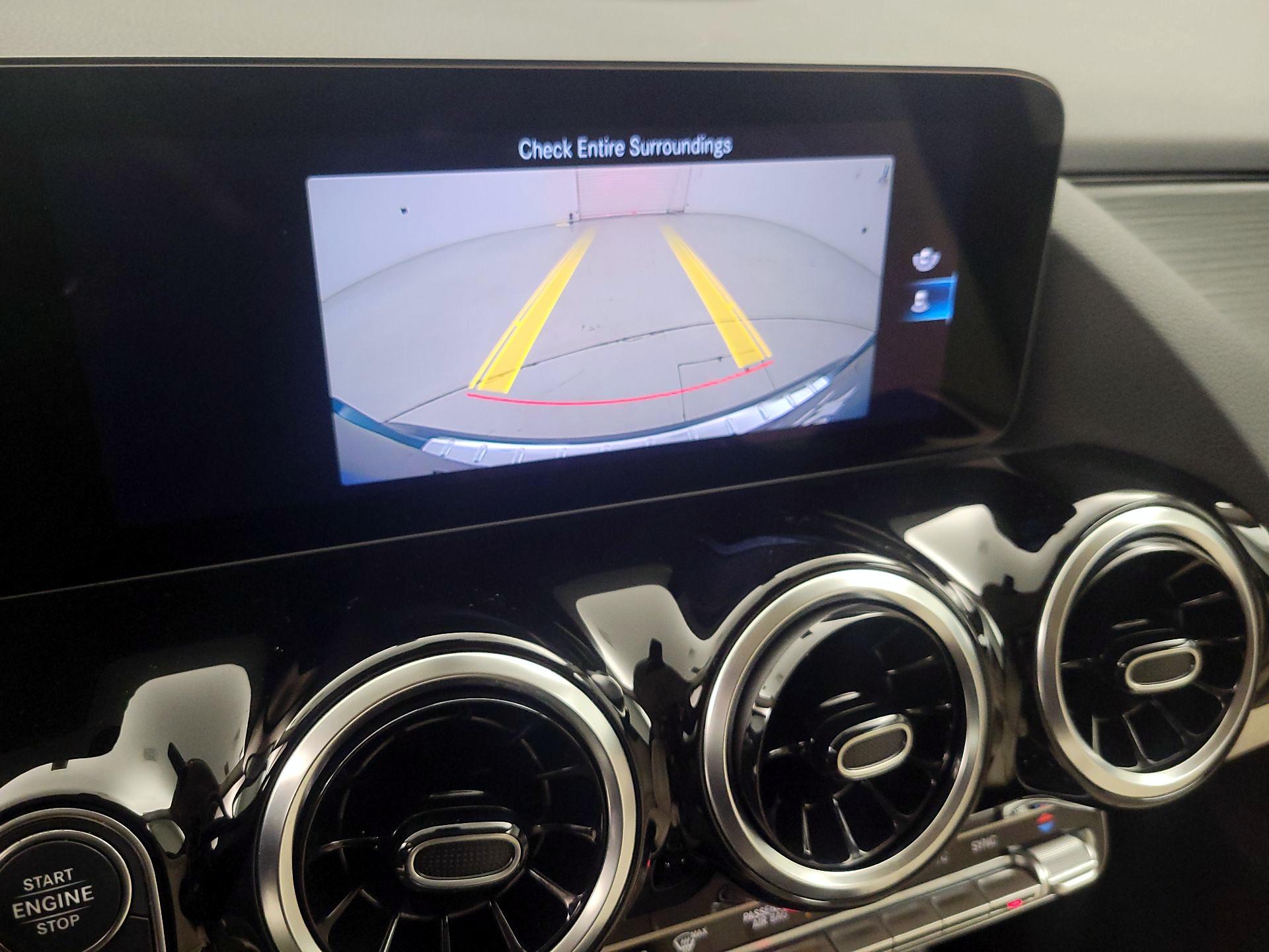 Thumbnail: 2023 Mercedes-Benz GLA - 14