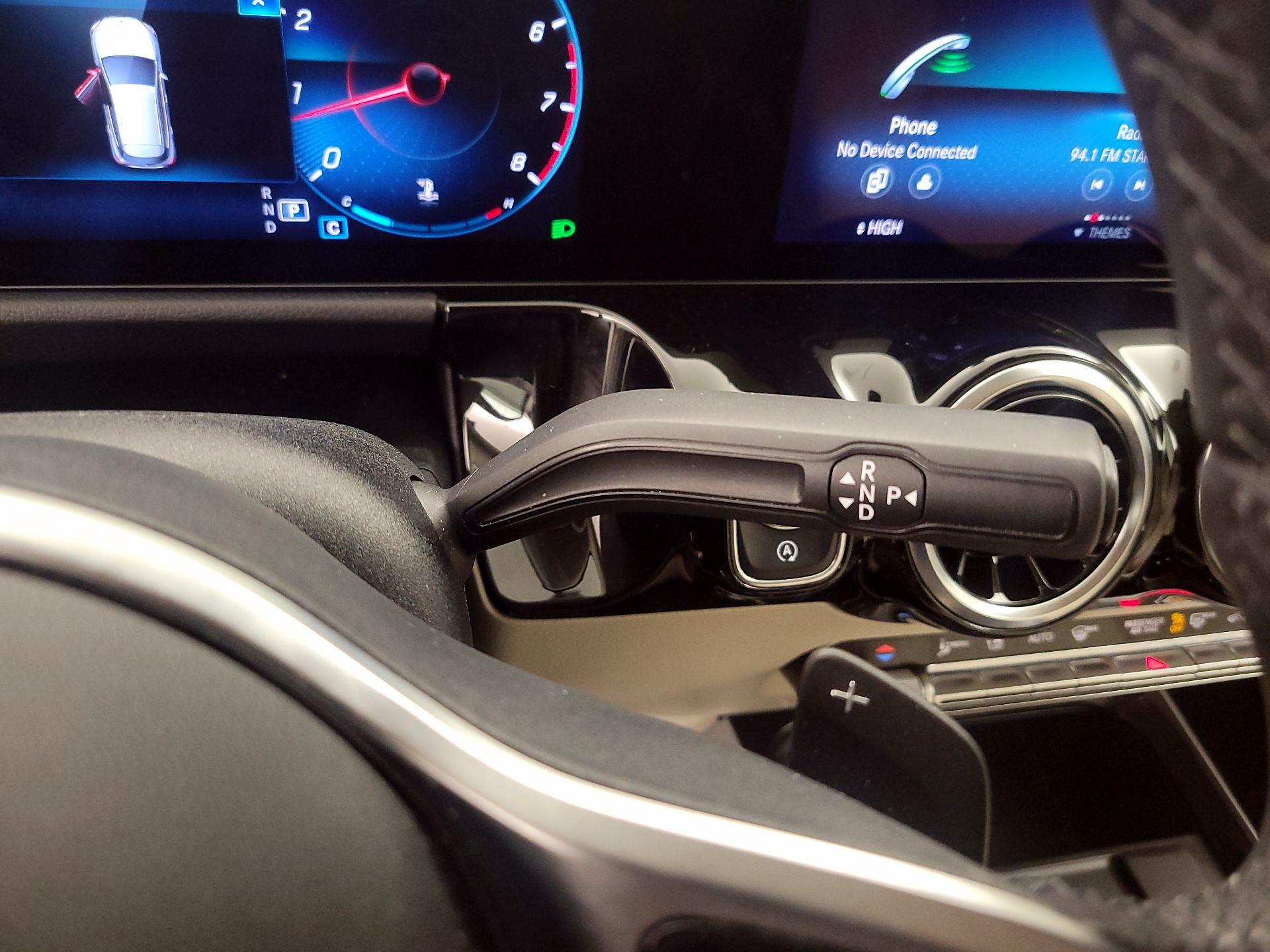 Thumbnail: 2023 Mercedes-Benz GLA - 17