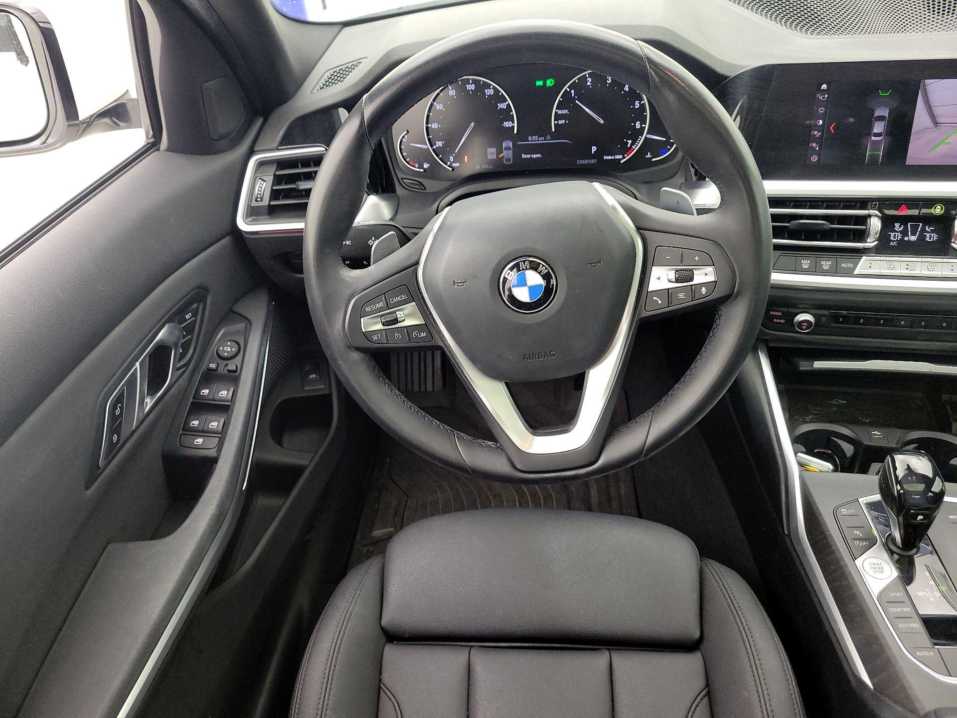 Thumbnail: 2020 BMW 3 Series - 10