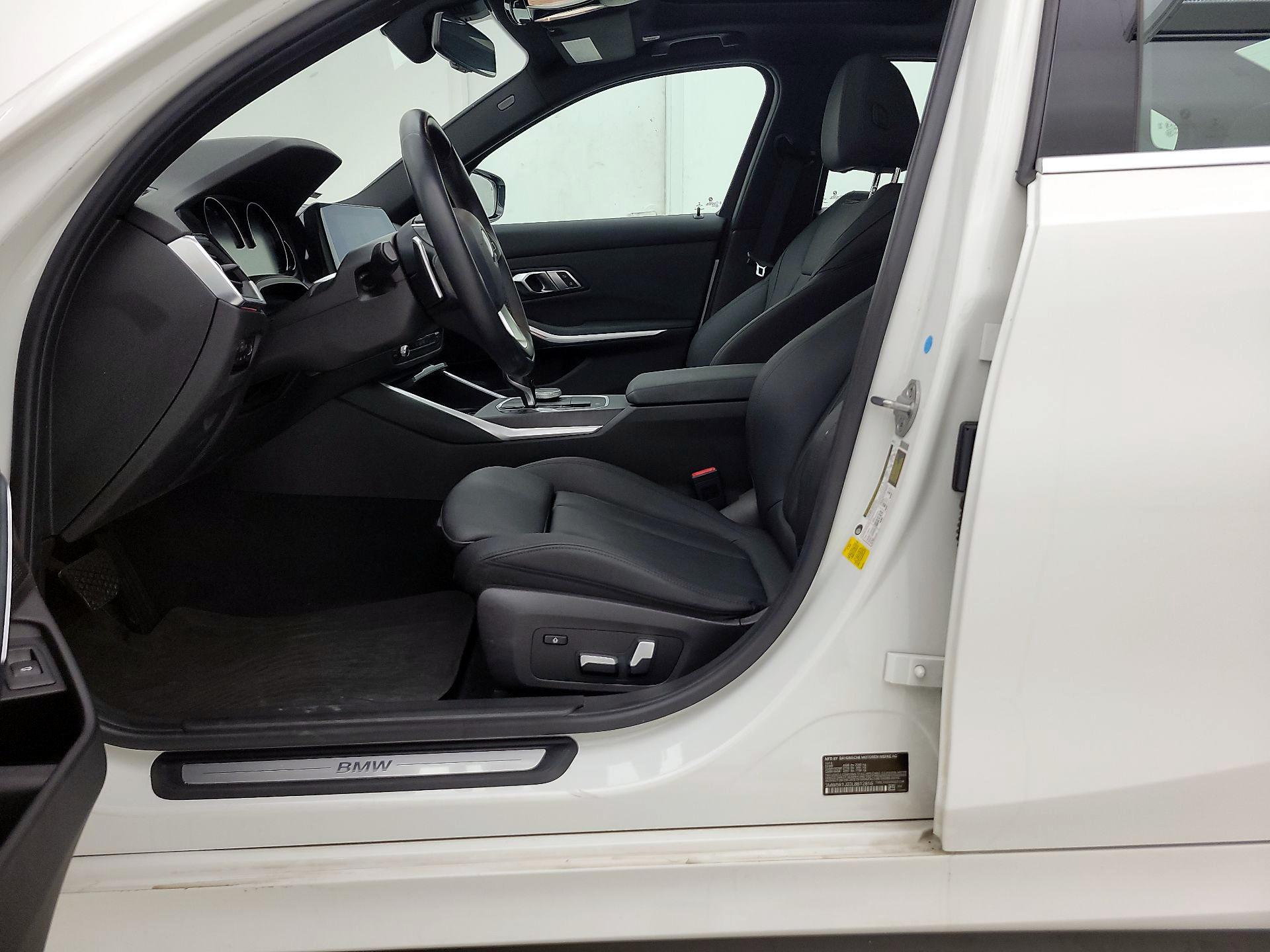 Thumbnail: 2020 BMW 3 Series - 11