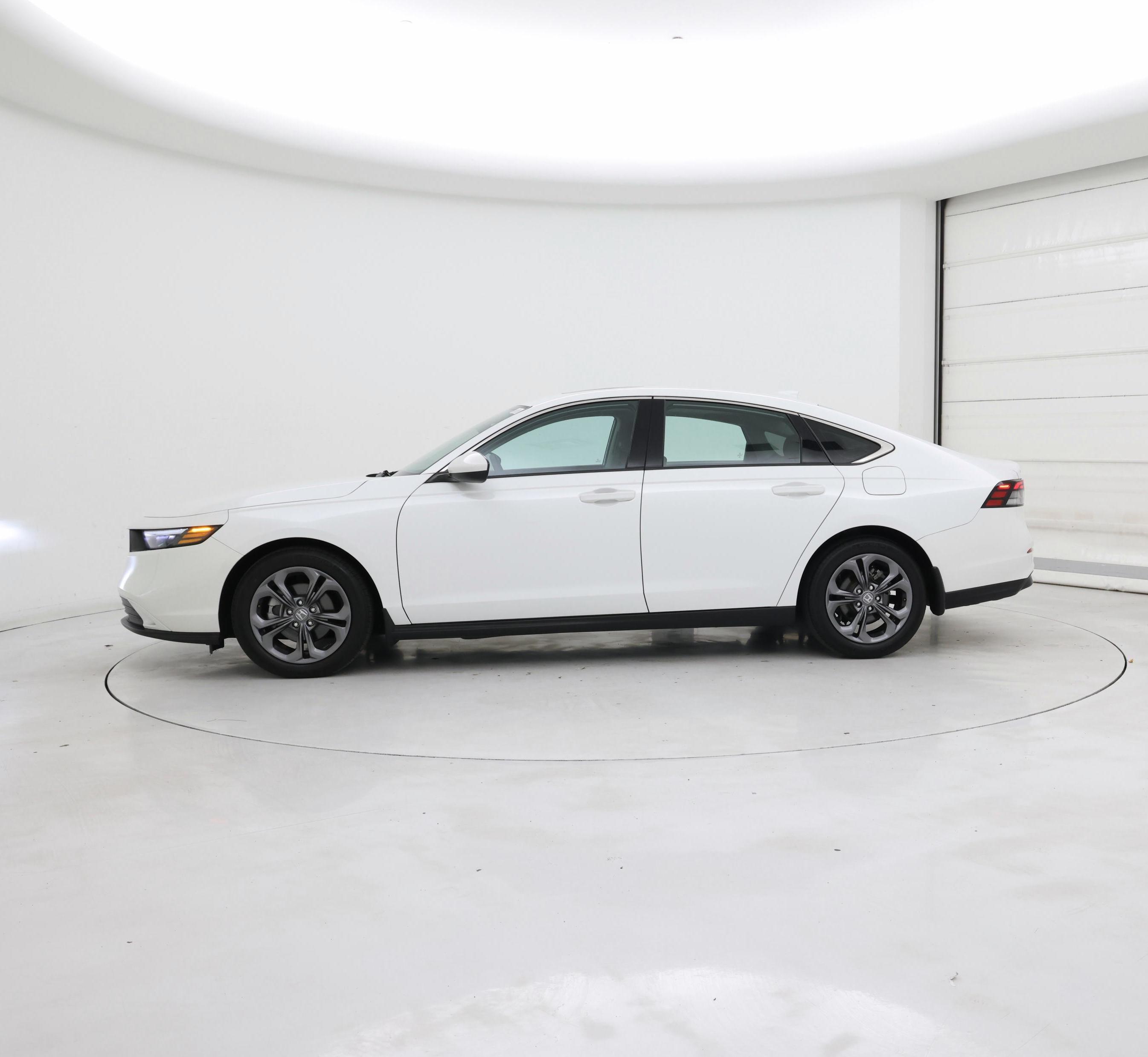 Thumbnail: 2023 Honda Accord - 3