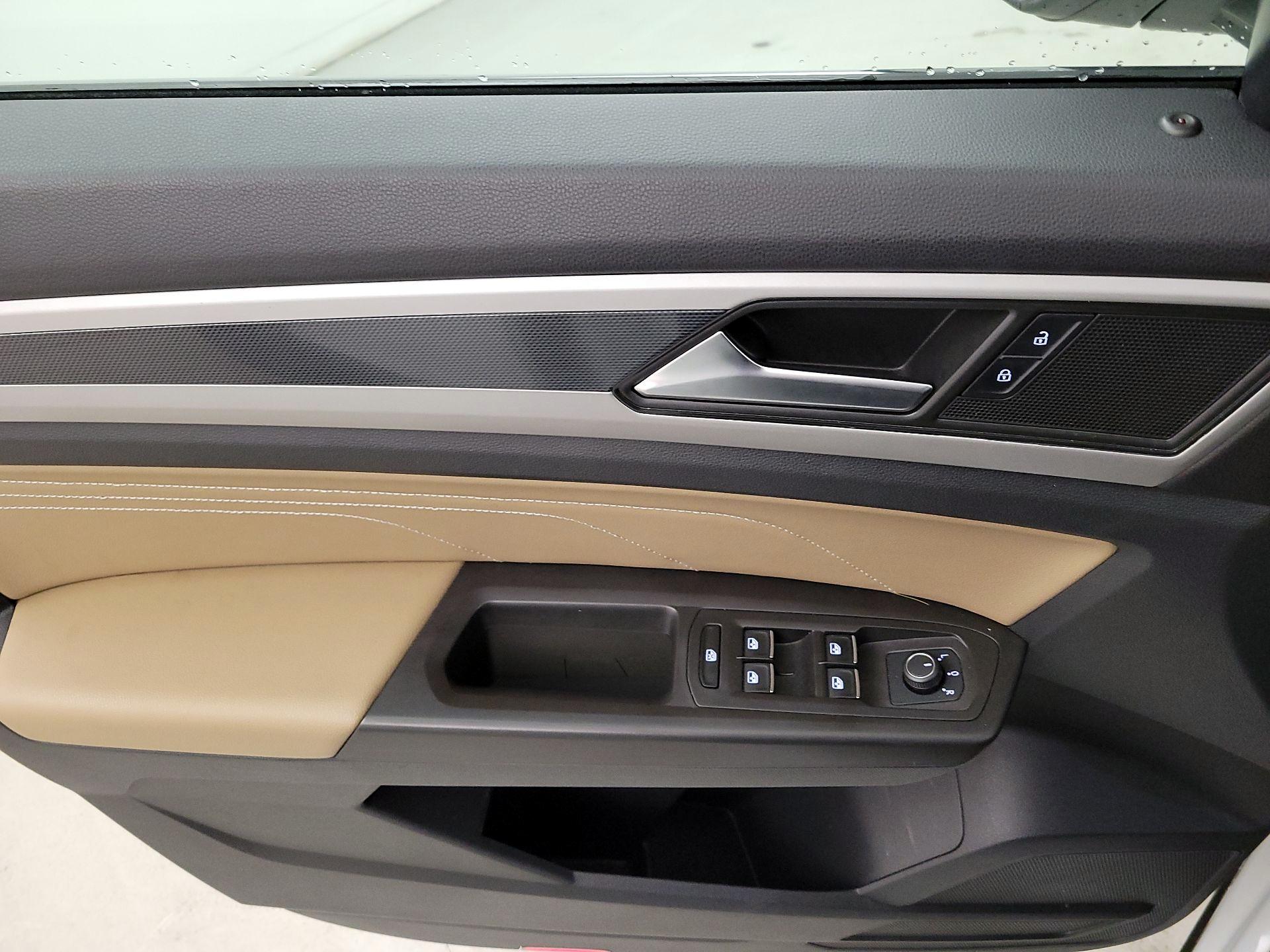 Thumbnail: 2022 Volkswagen Atlas - 12