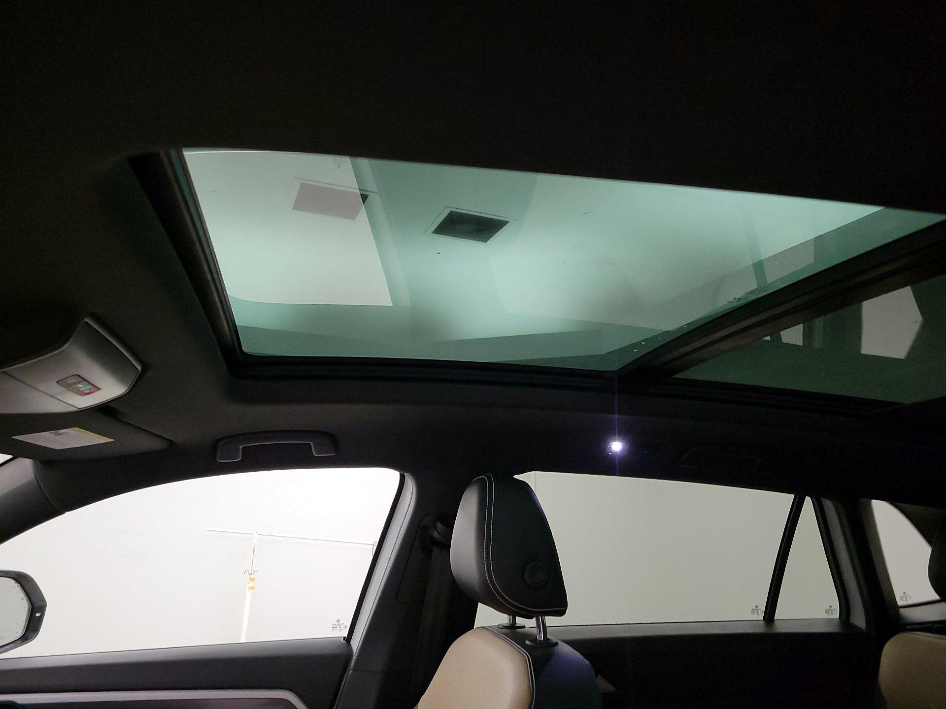 Thumbnail: 2022 Volkswagen Atlas - 19