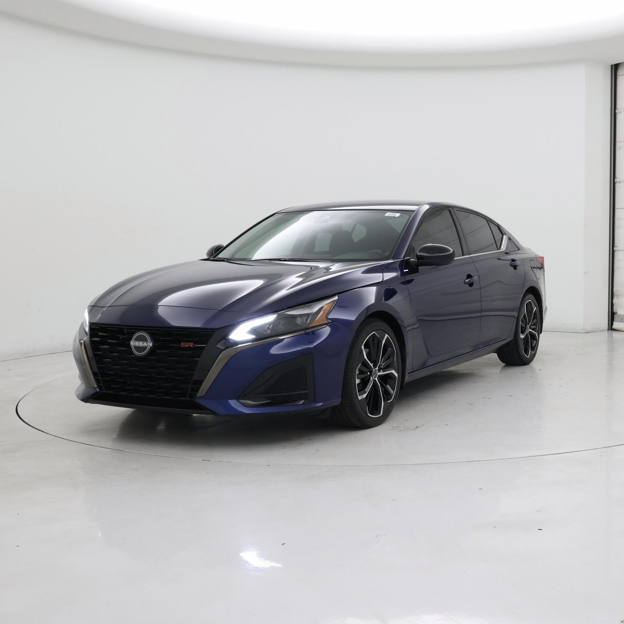 Thumbnail: 2023 Nissan Altima - 4