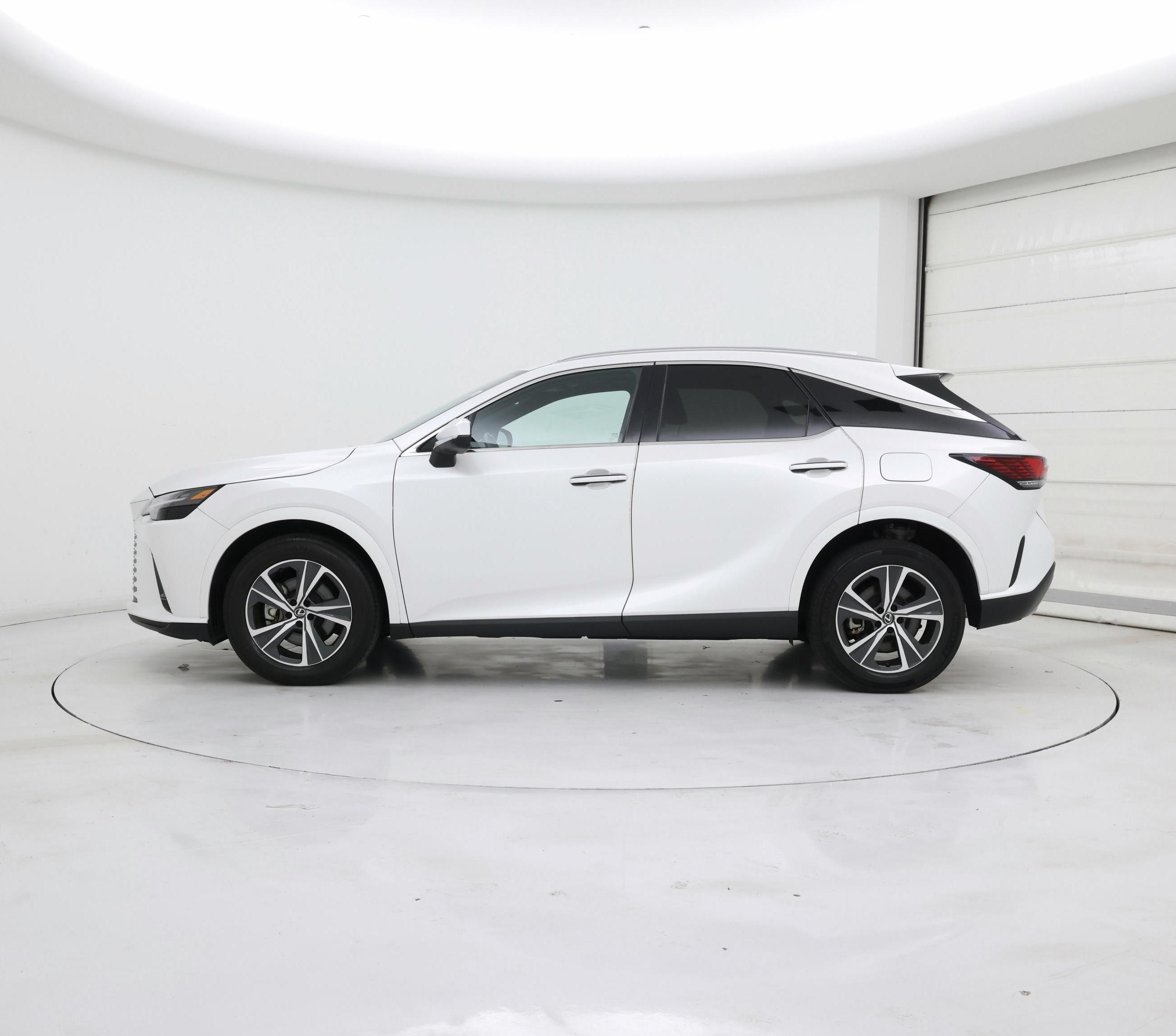 Thumbnail: 2023 Lexus RX - 3