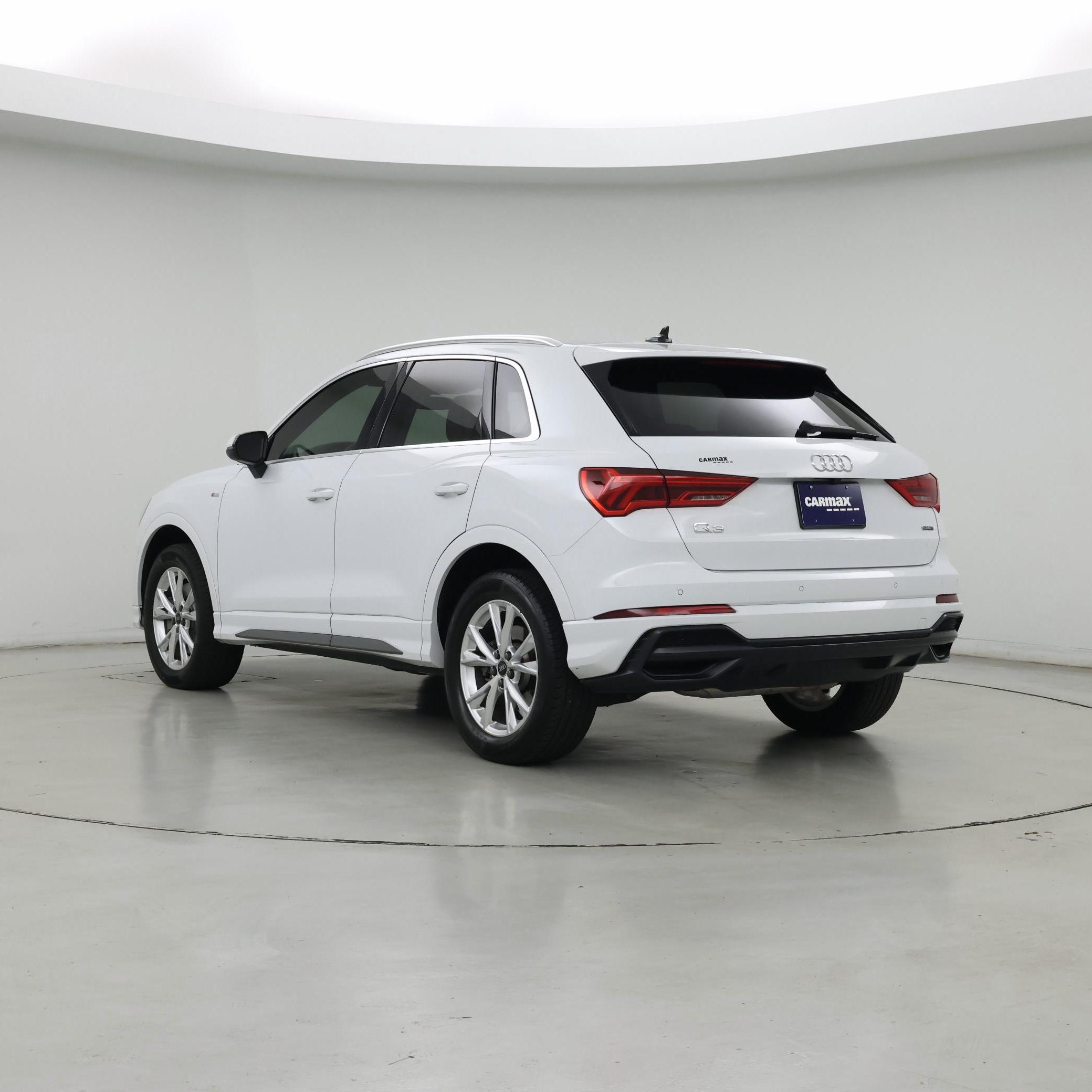 Thumbnail: 2022 Audi Q3 - 2