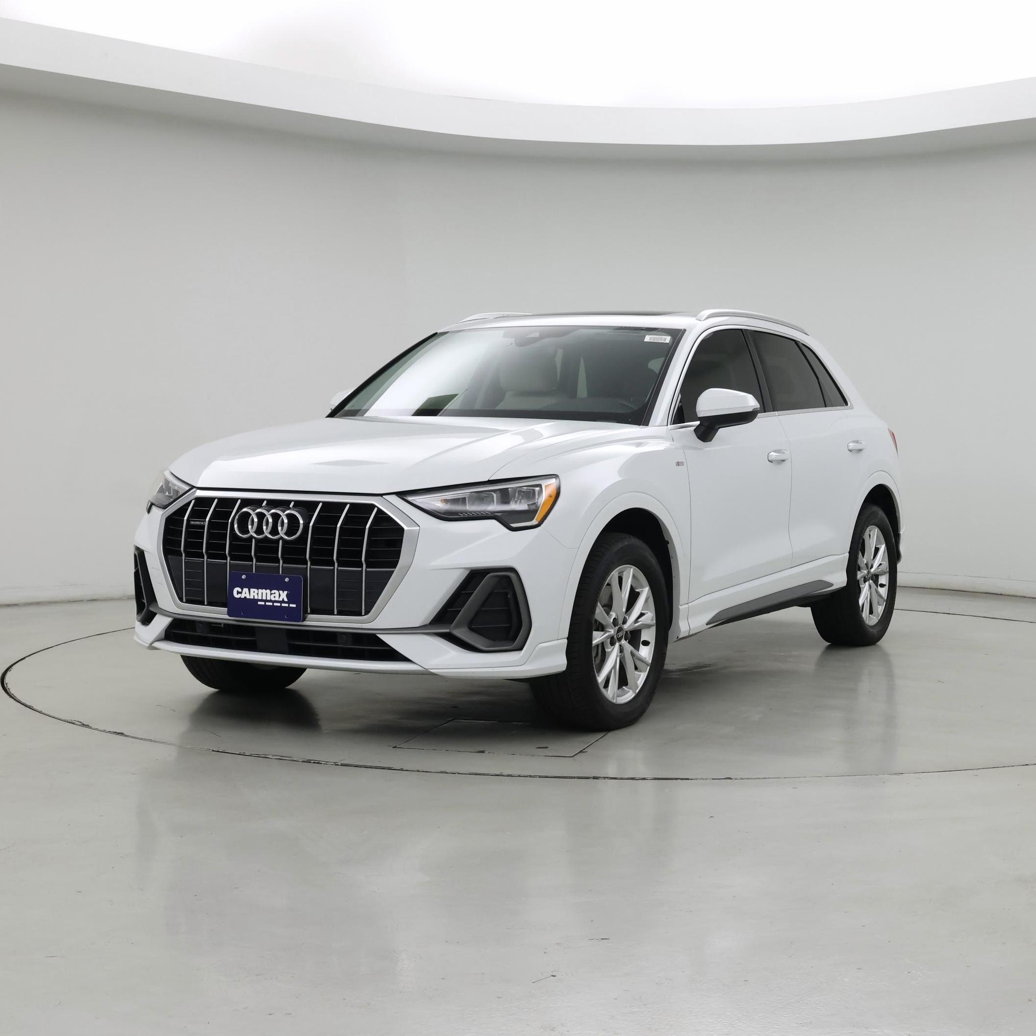Thumbnail: 2022 Audi Q3 - 4