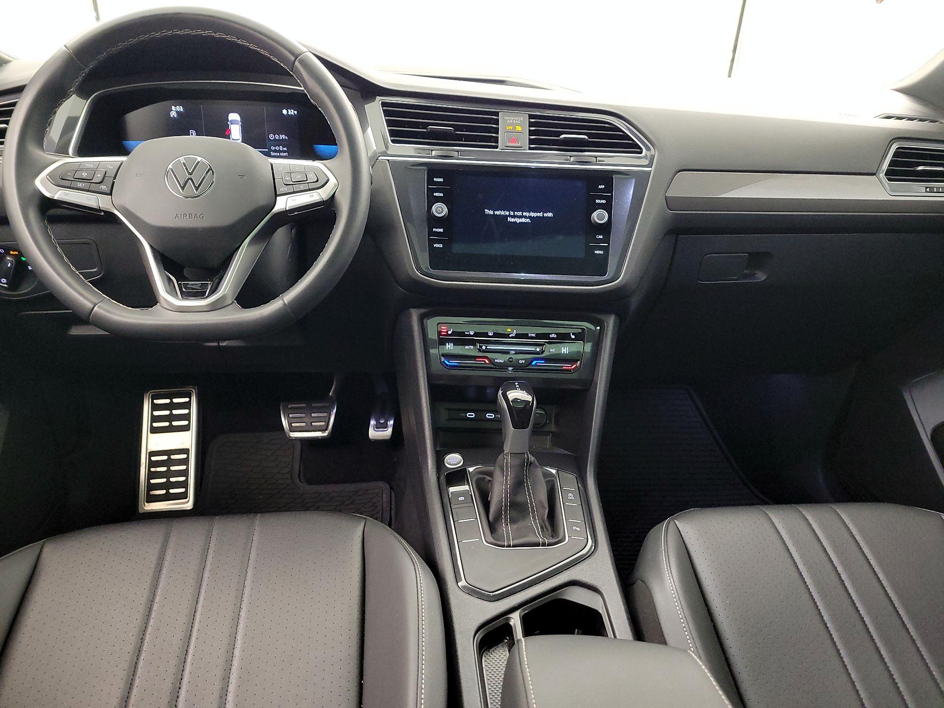 Thumbnail: 2023 Volkswagen Tiguan - 9