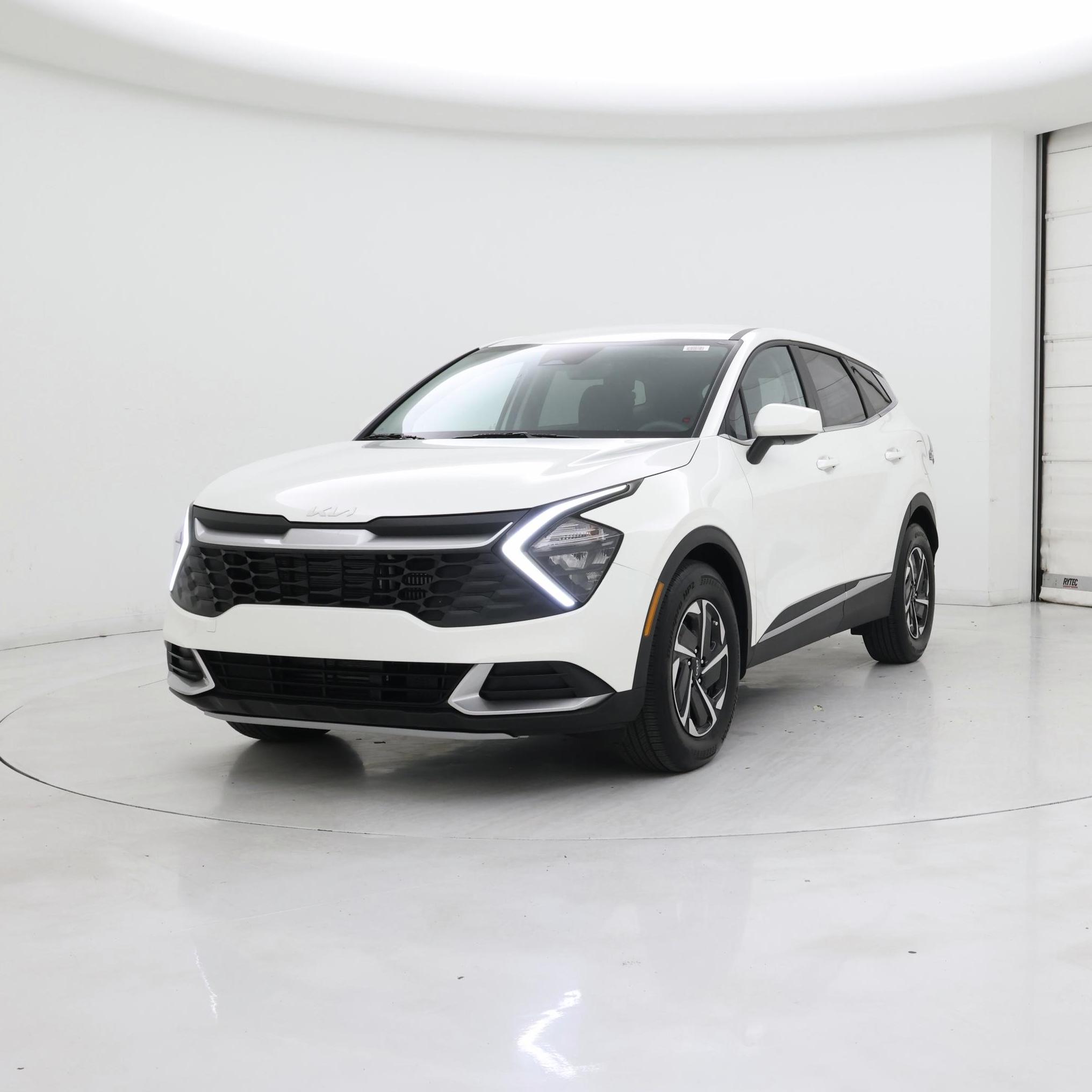 Thumbnail: 2023 Kia Sportage - 4