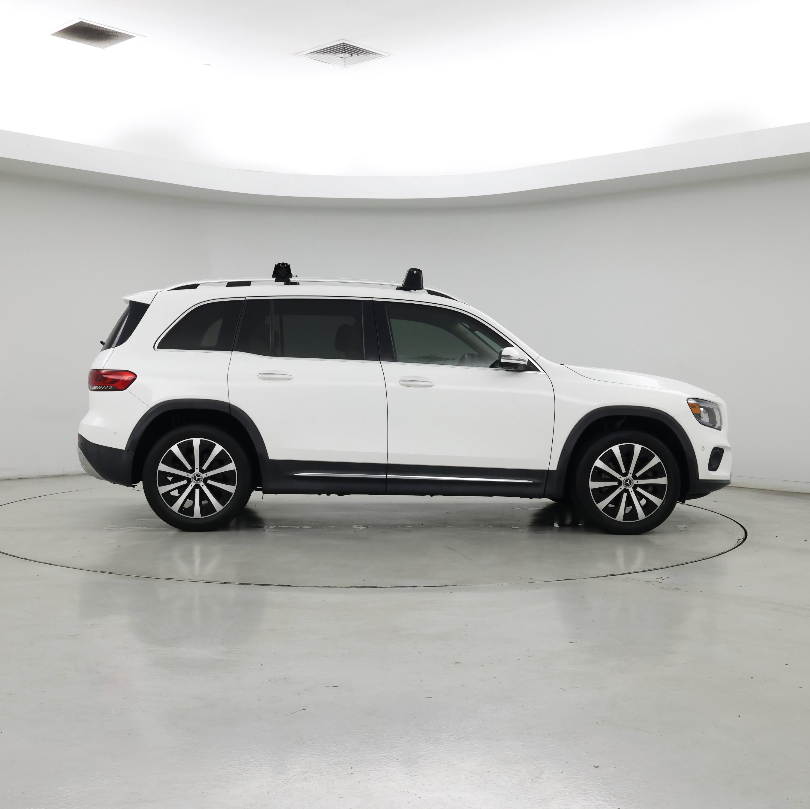 Thumbnail: 2020 Mercedes-Benz GLB - 7