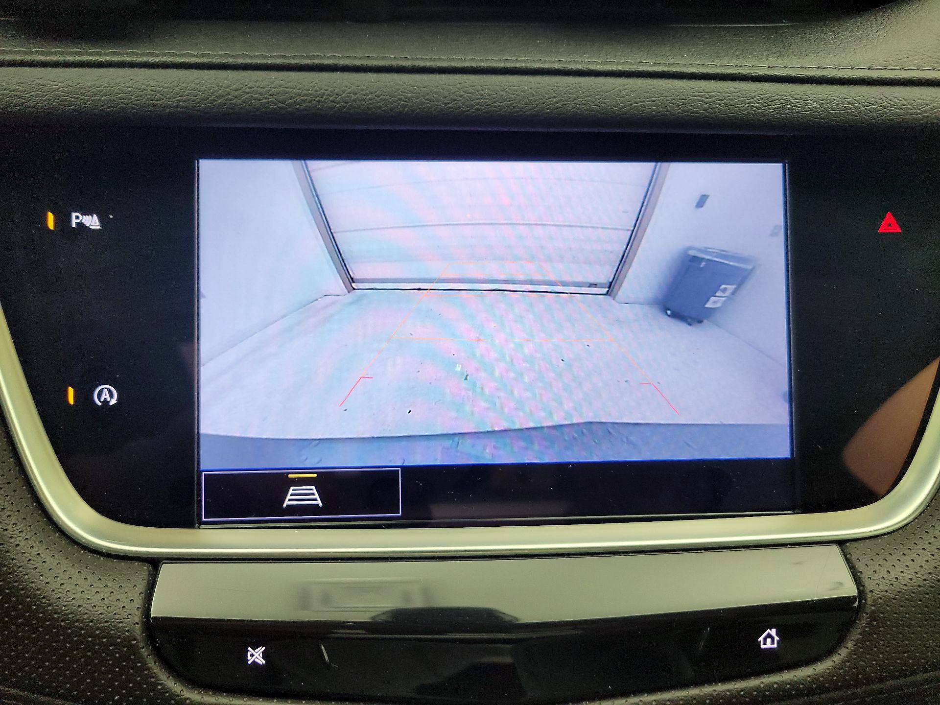 Thumbnail: 2023 Cadillac XT5 - 15