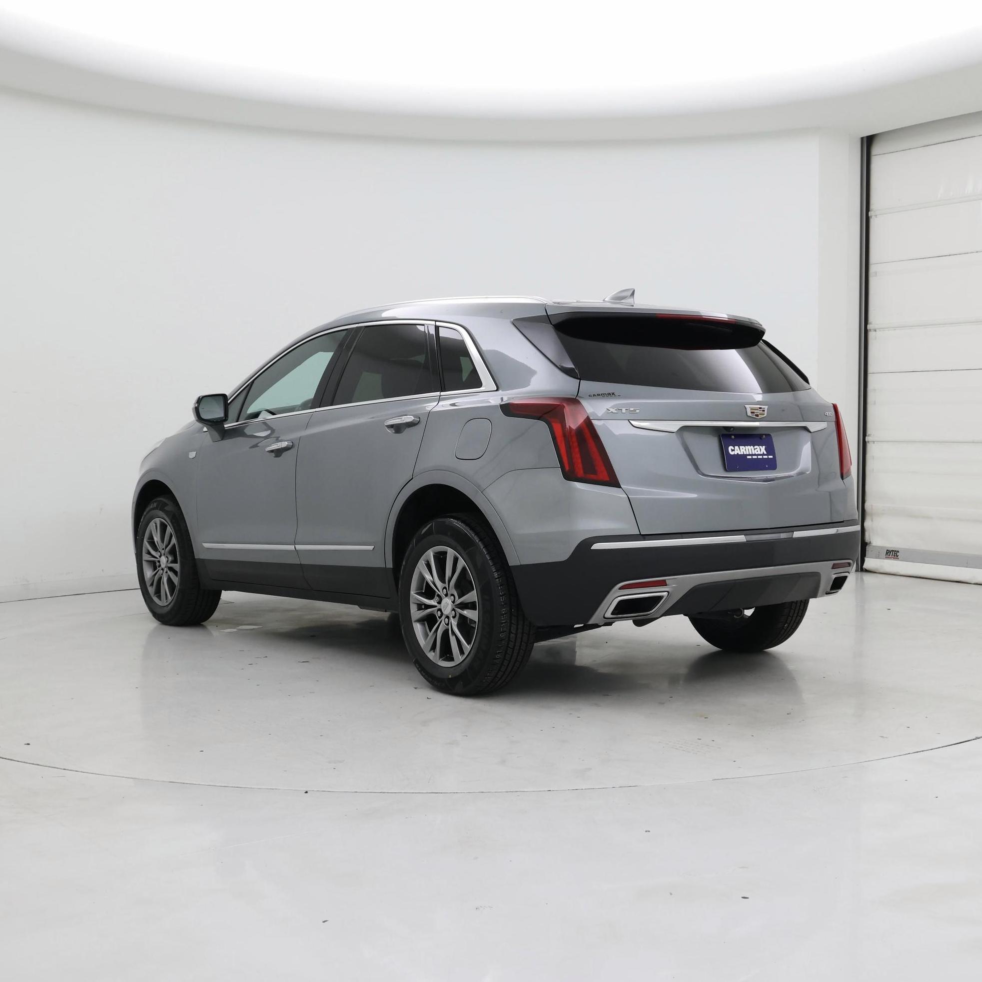 Thumbnail: 2023 Cadillac XT5 - 2