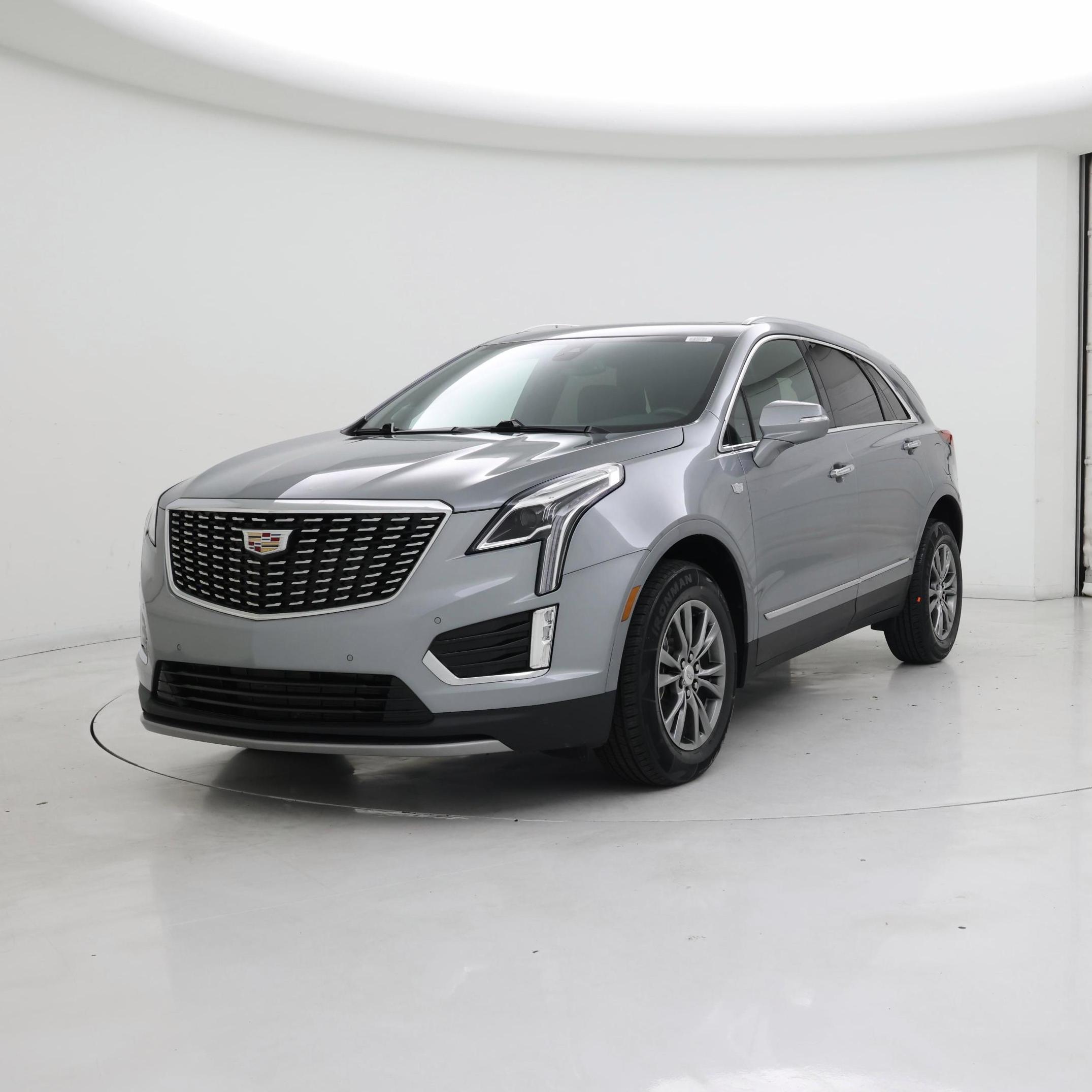 Thumbnail: 2023 Cadillac XT5 - 4