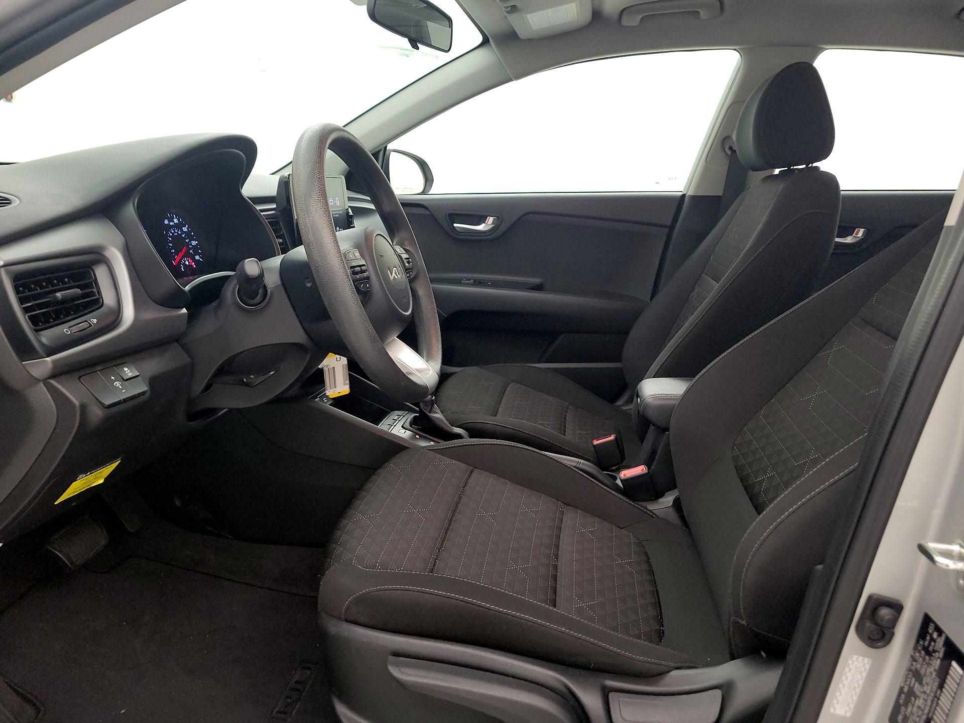 Thumbnail: 2023 Kia Rio - 11