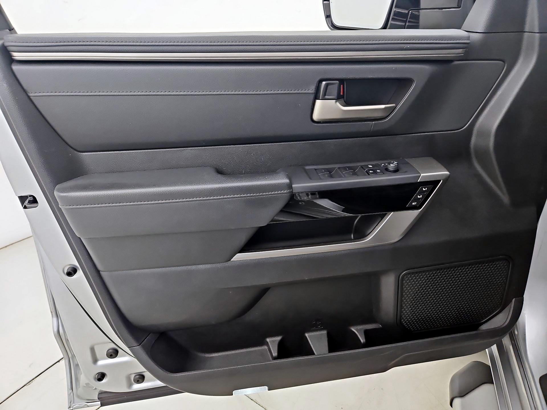 Thumbnail: 2023 Toyota Tundra - 12