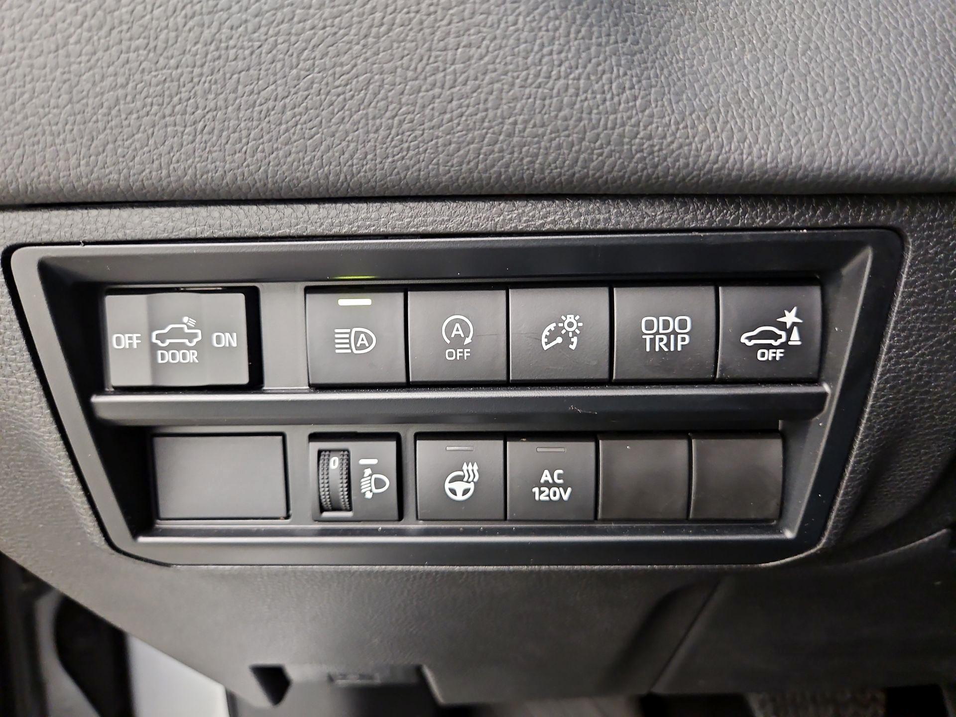 Thumbnail: 2023 Toyota Tundra - 13