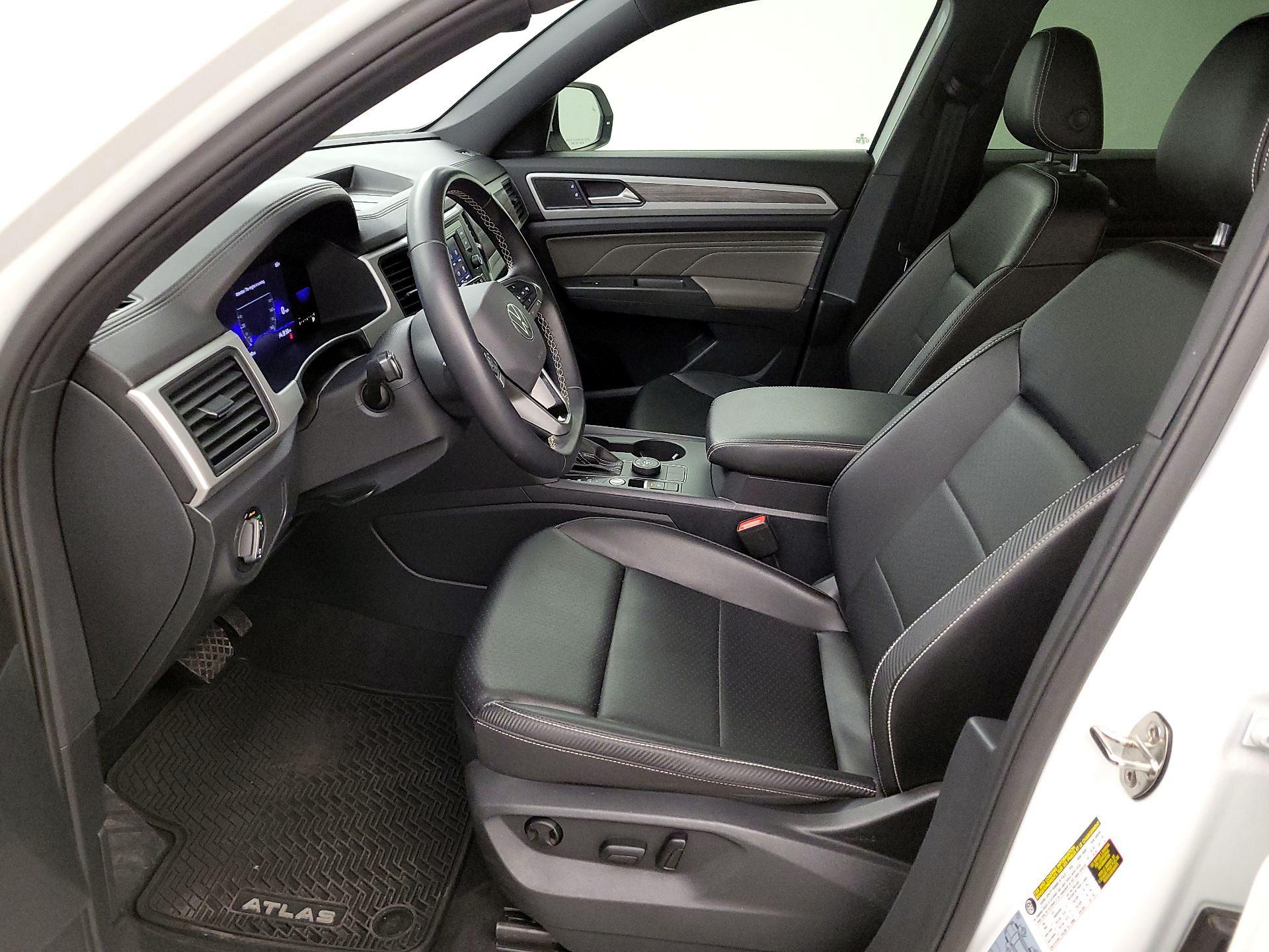 Thumbnail: 2022 Volkswagen Atlas - 11