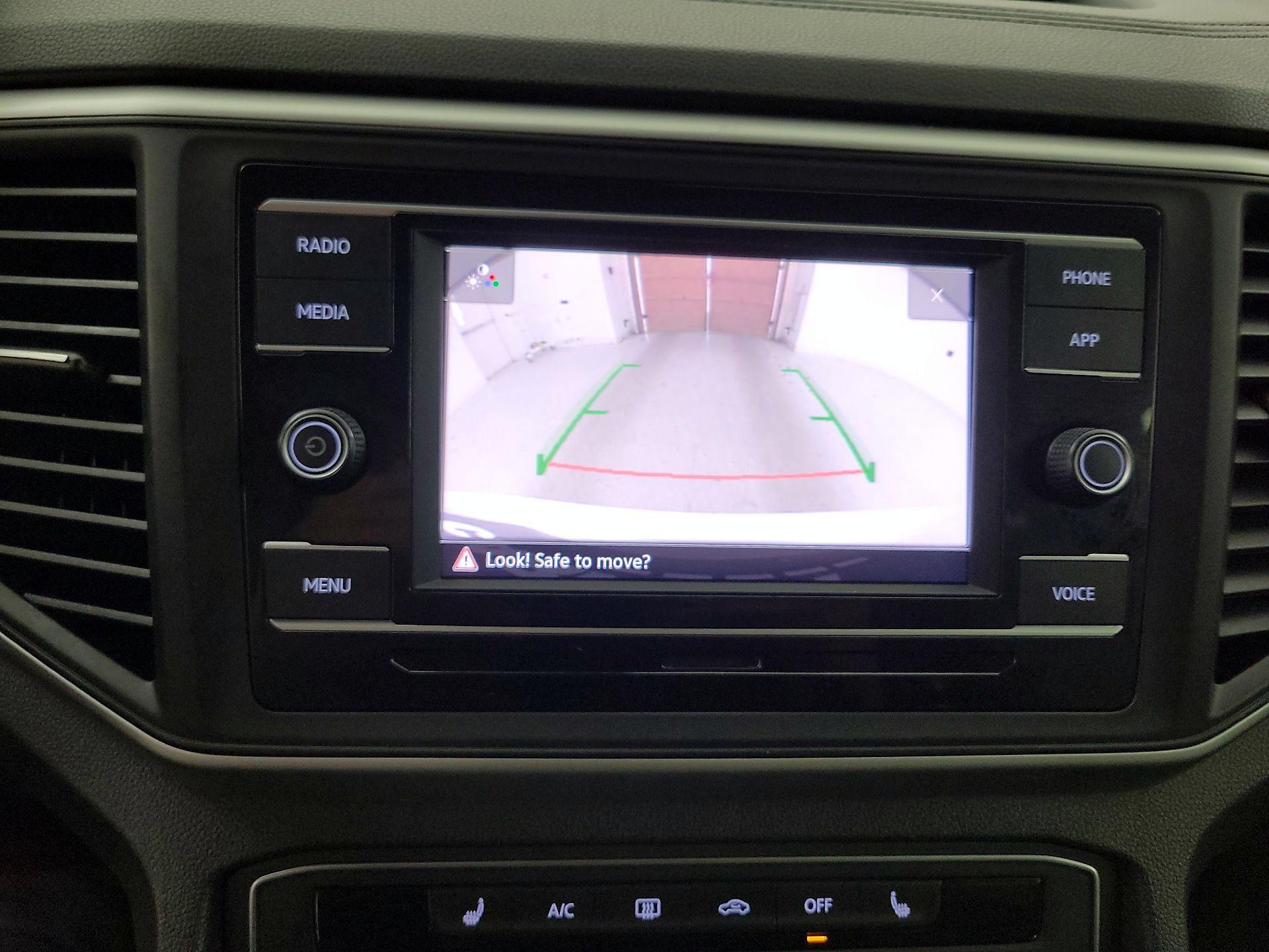 Thumbnail: 2022 Volkswagen Atlas - 14