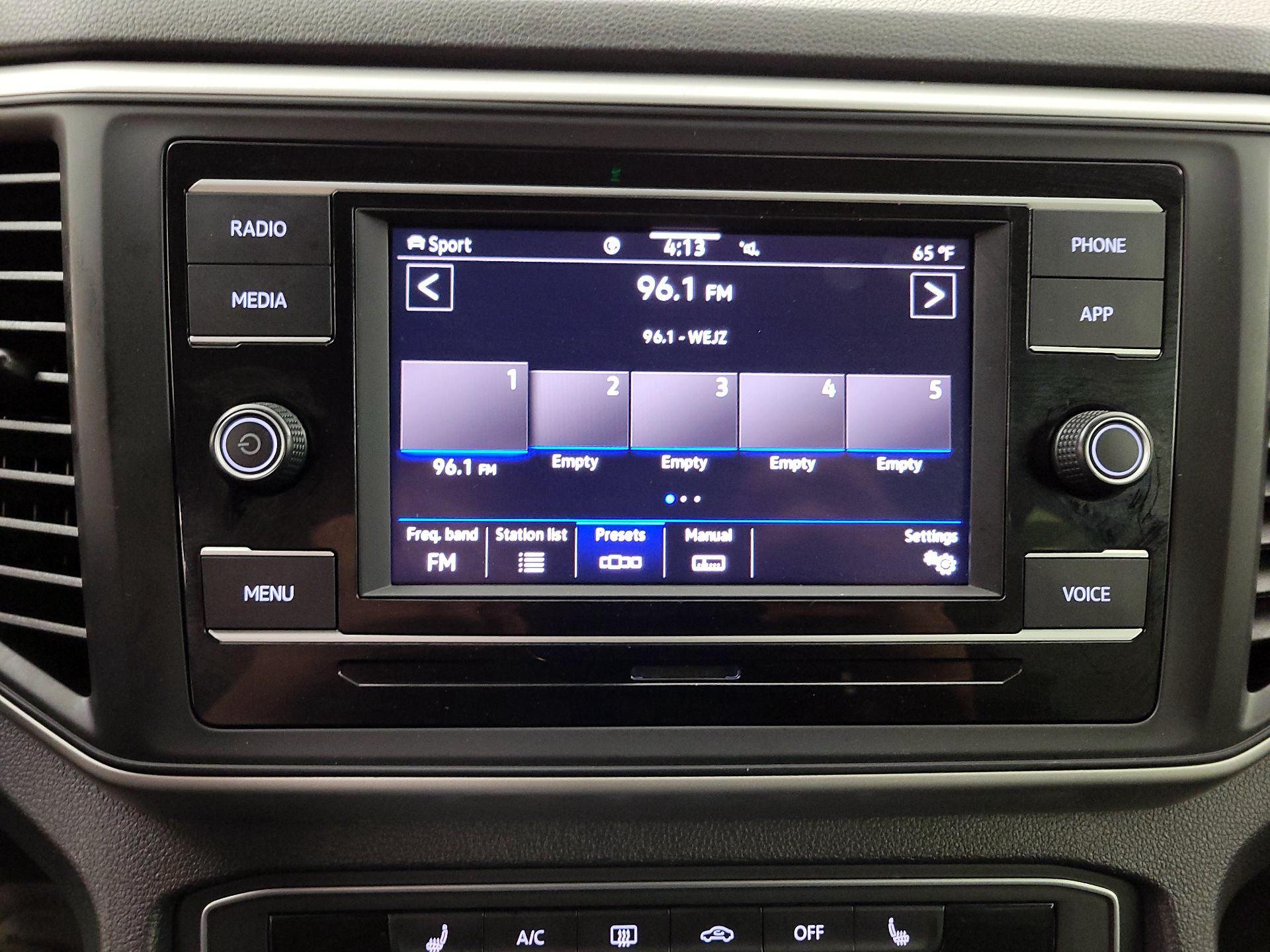 Thumbnail: 2022 Volkswagen Atlas - 15