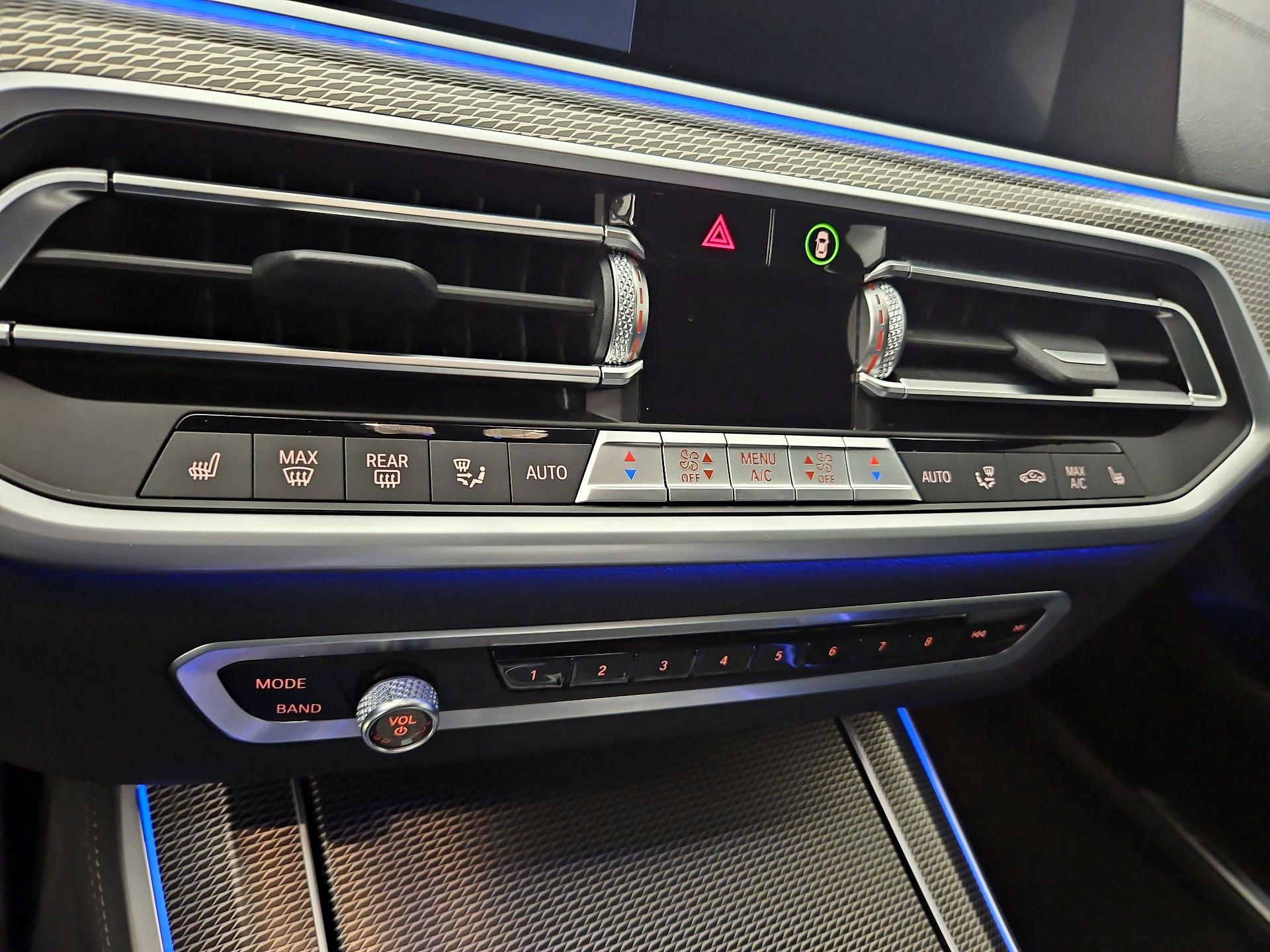 Thumbnail: 2021 BMW X5 - 17