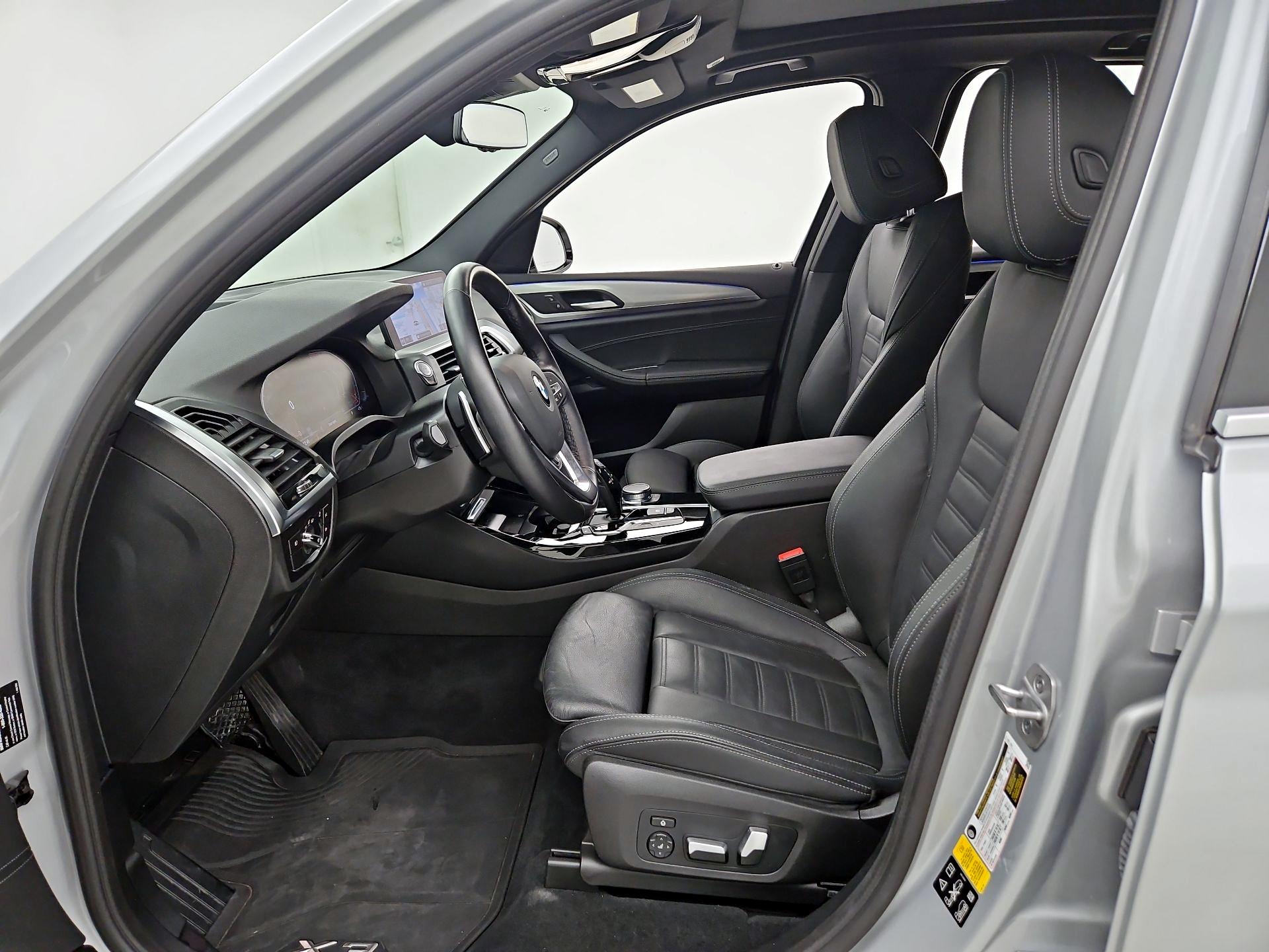 Thumbnail: 2021 BMW X3 - 11