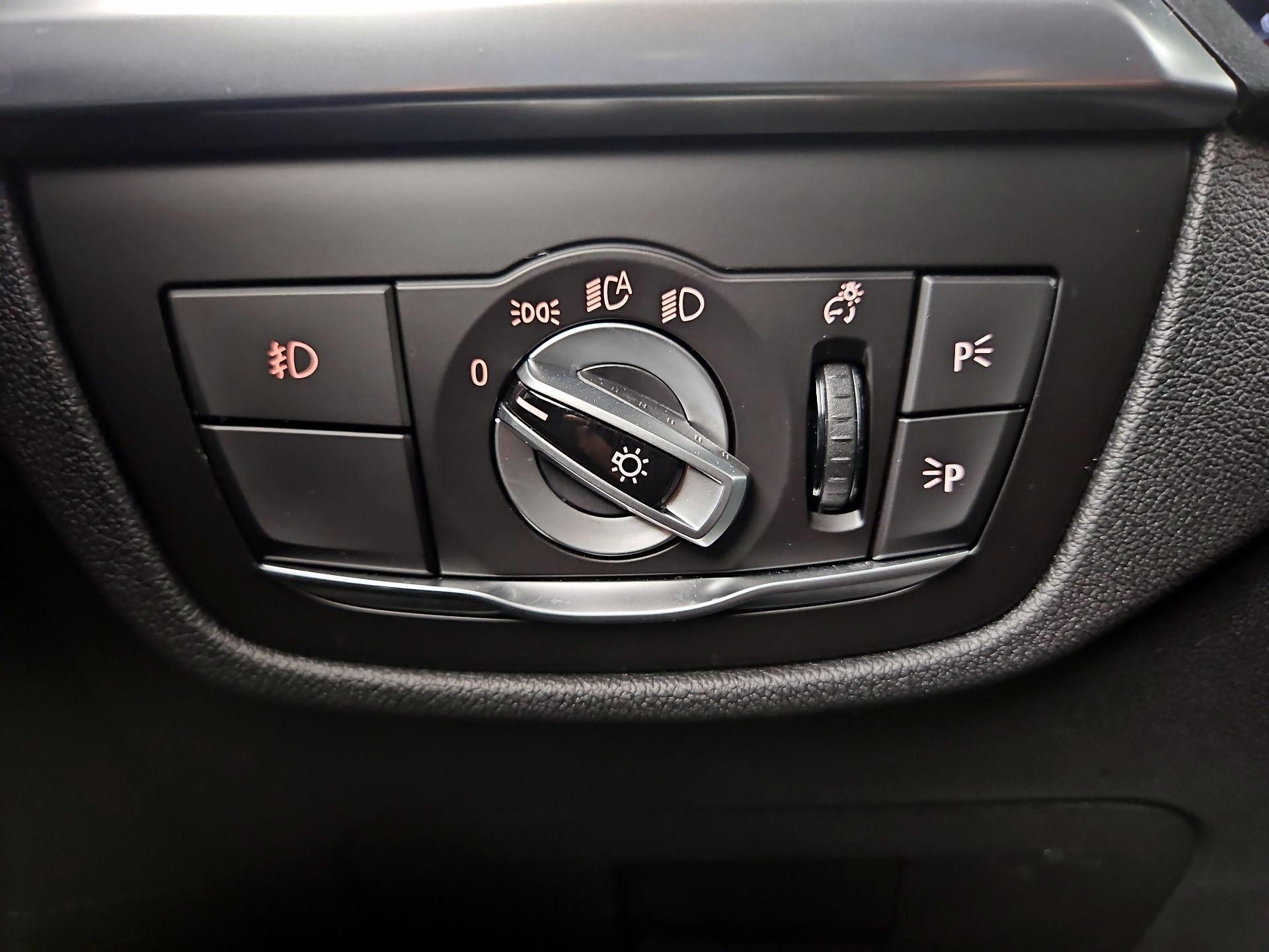 Thumbnail: 2021 BMW X3 - 13