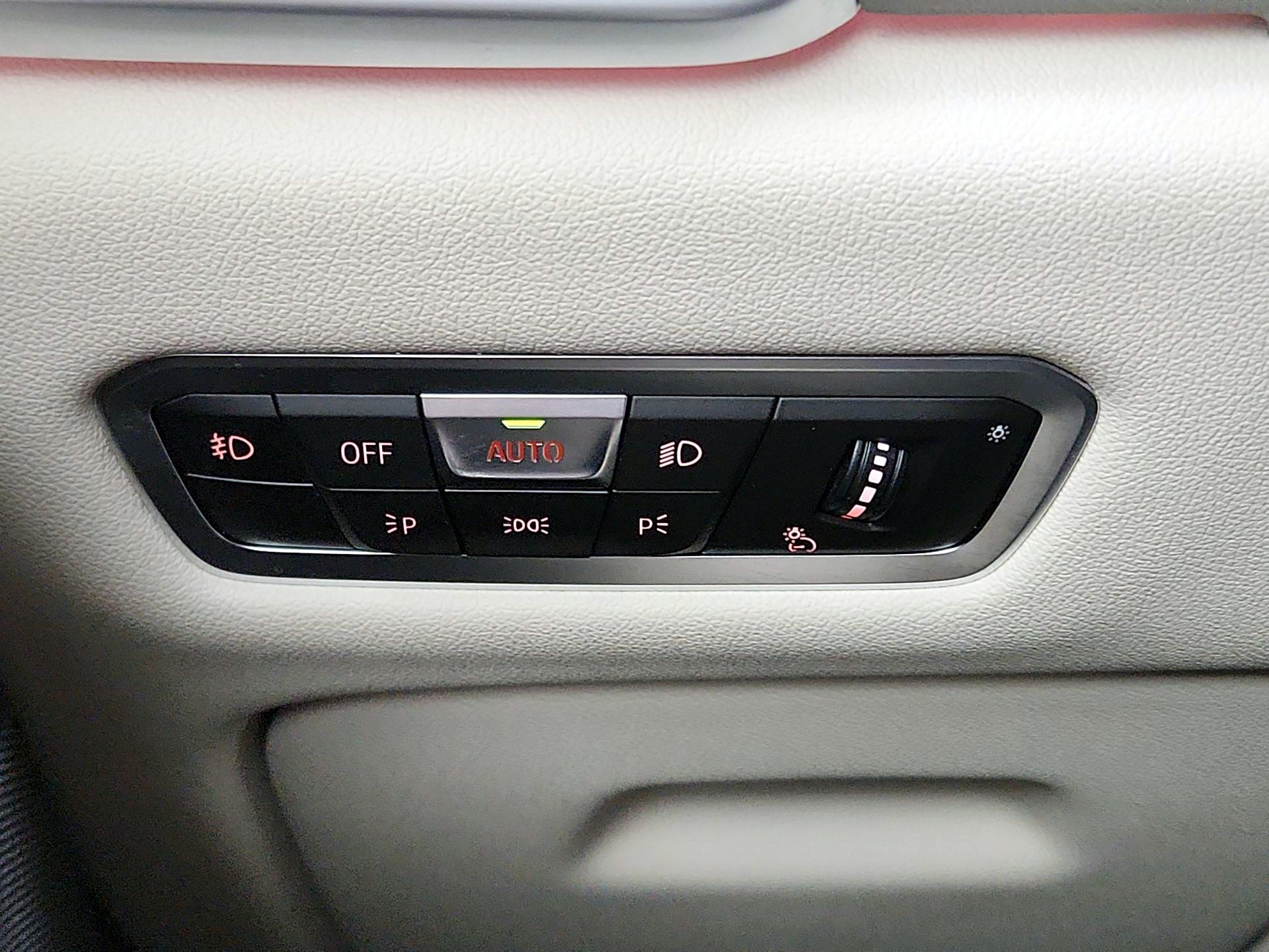 Thumbnail: 2021 BMW X5 - 13