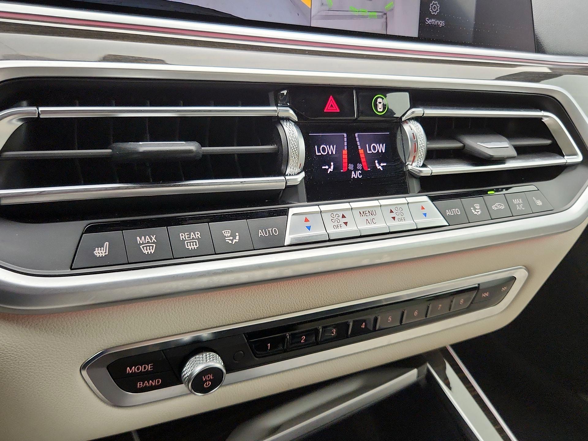 Thumbnail: 2021 BMW X5 - 17