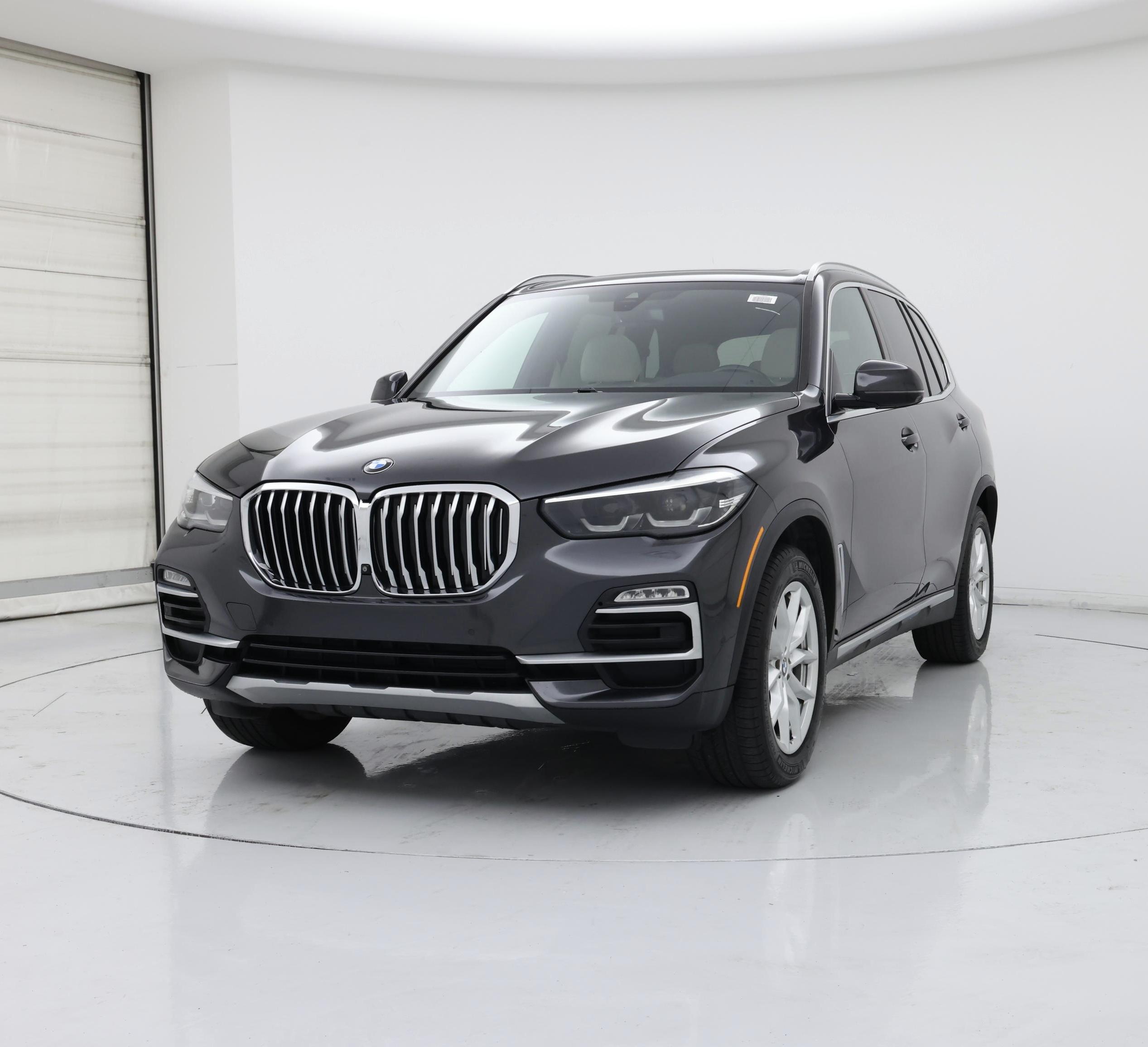 Thumbnail: 2021 BMW X5 - 4