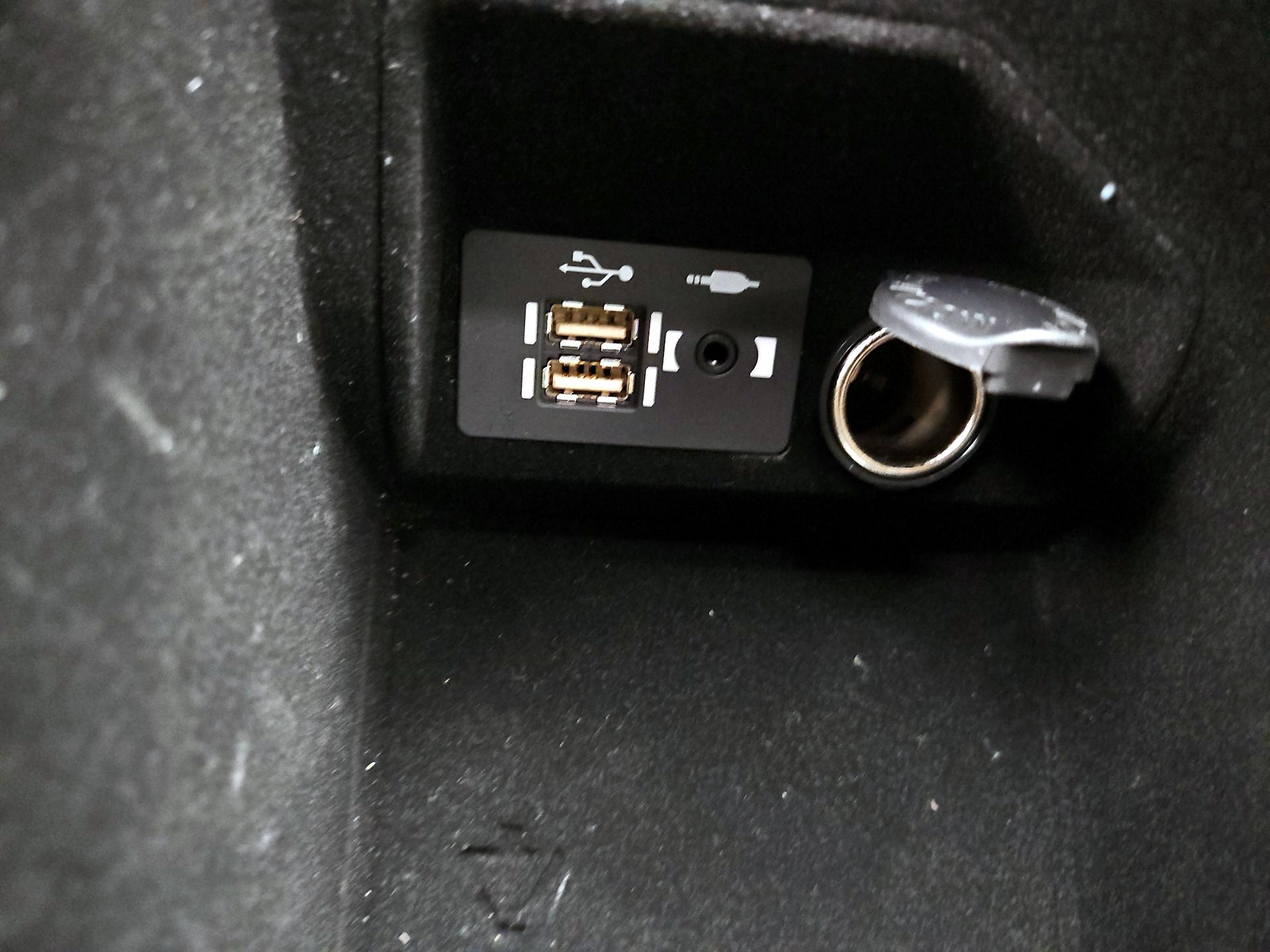 Thumbnail: 2023 Lexus IS - 18